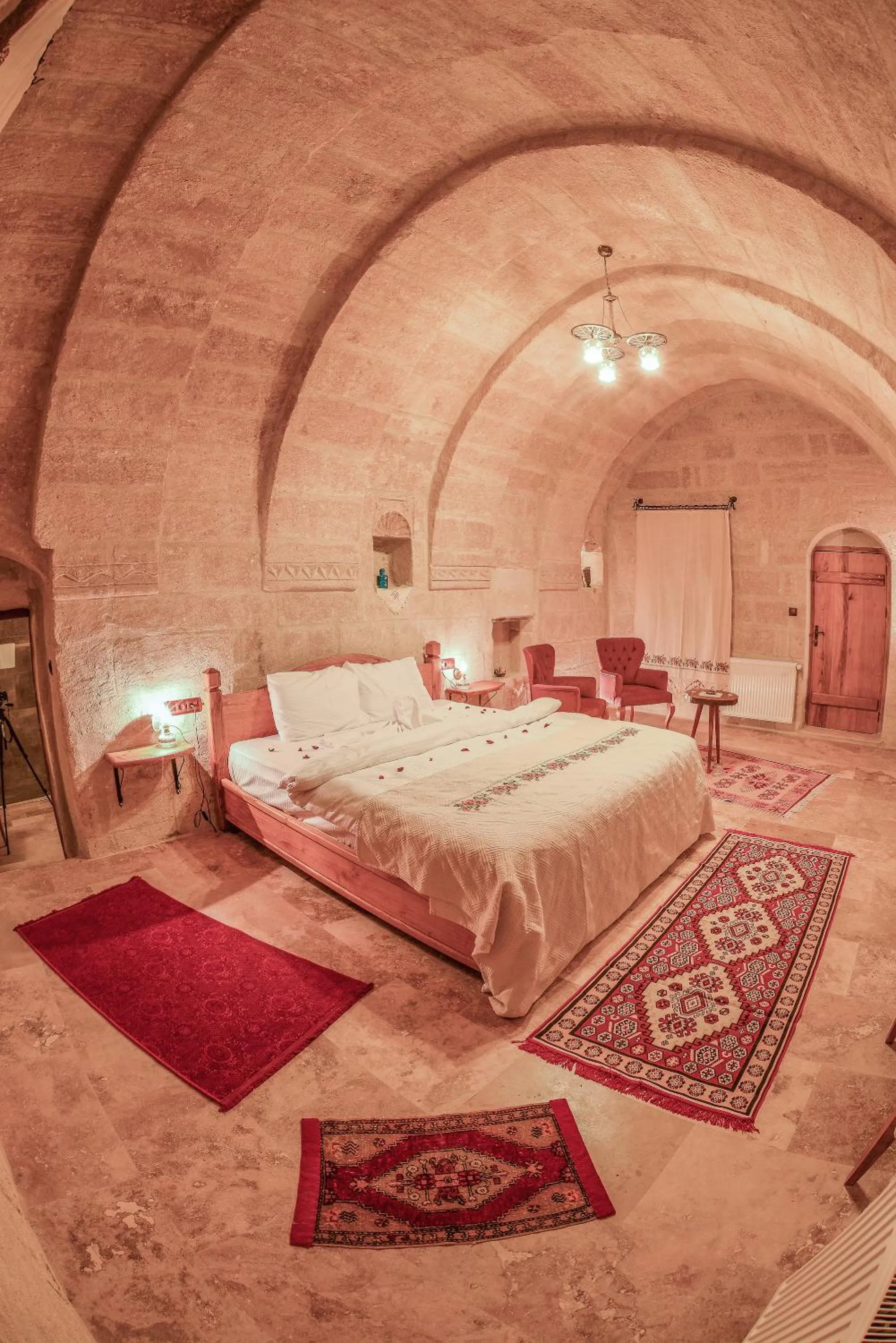 Bed in Mosaic Cave Hotel