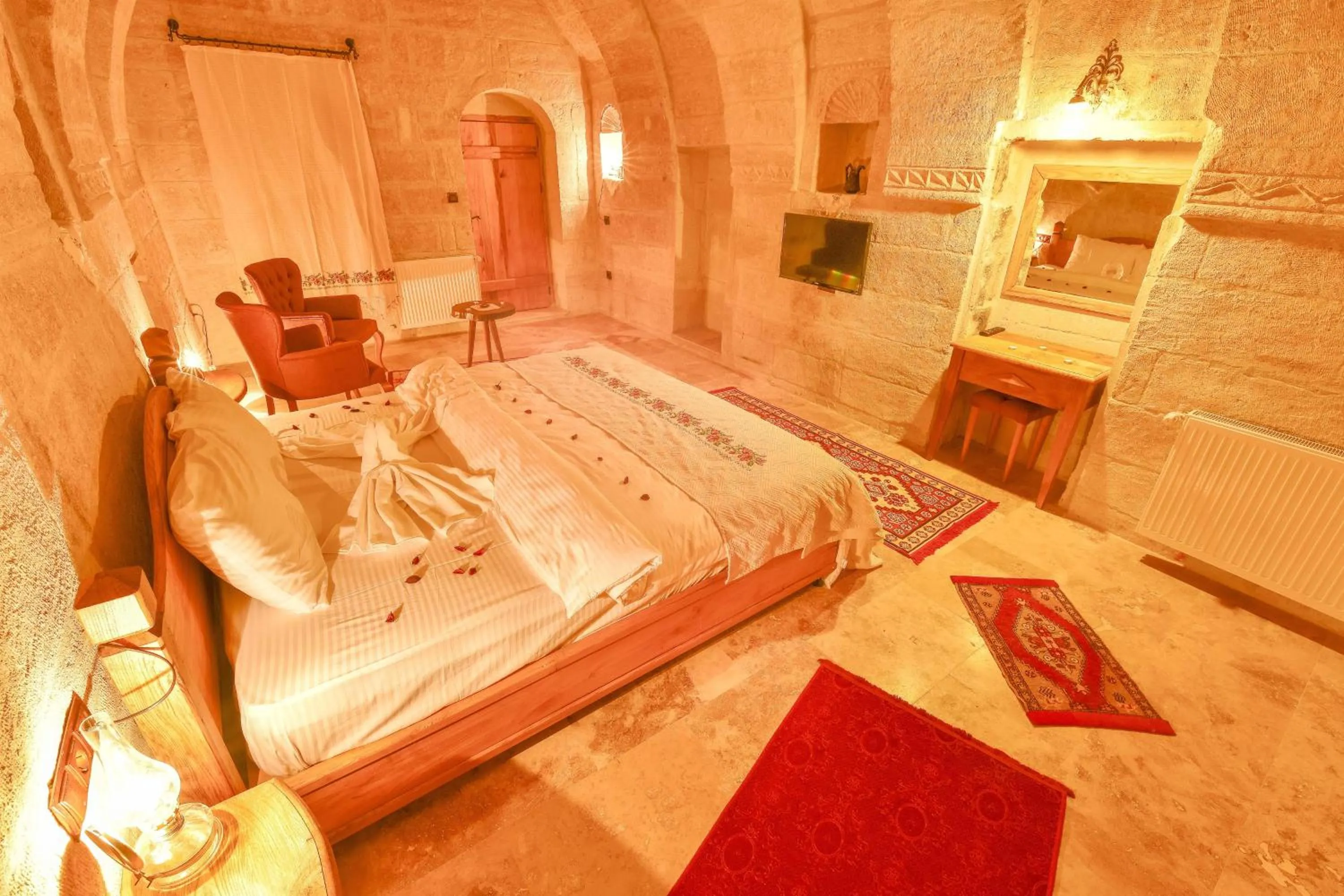 Bed in Mosaic Cave Hotel