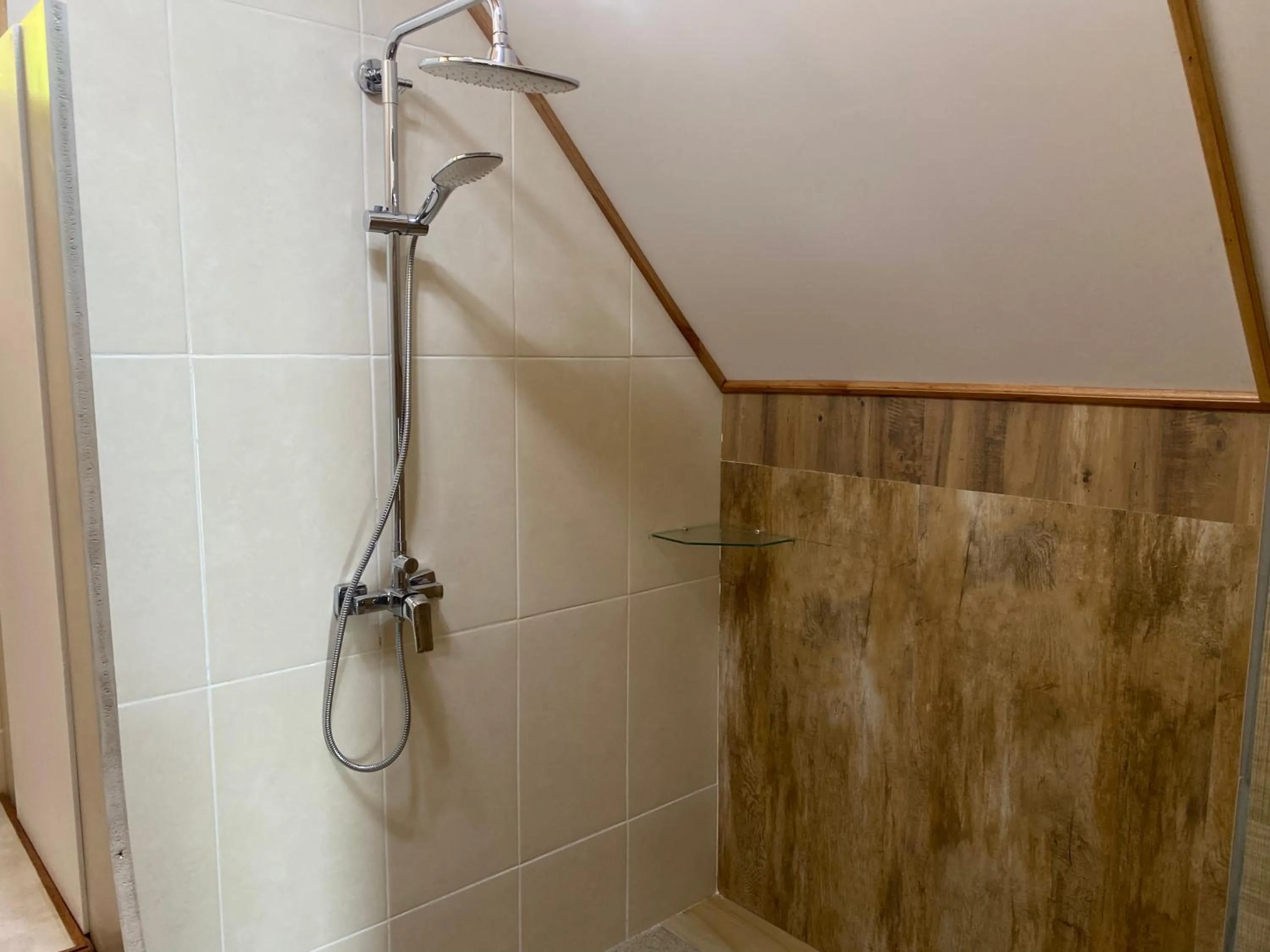 Bathroom in Mouggae Blues Villas