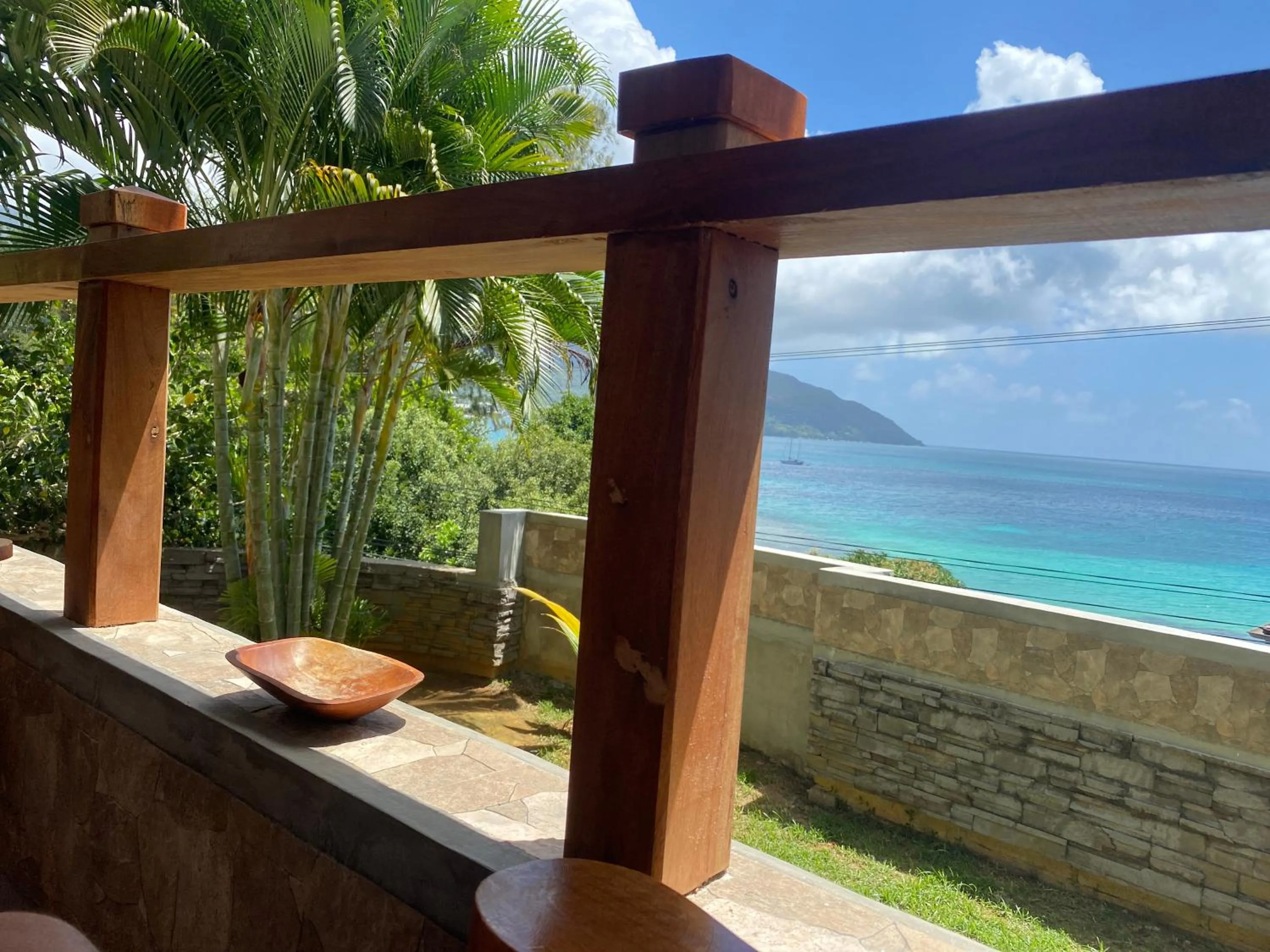 Sea view in Mouggae Blues Villas