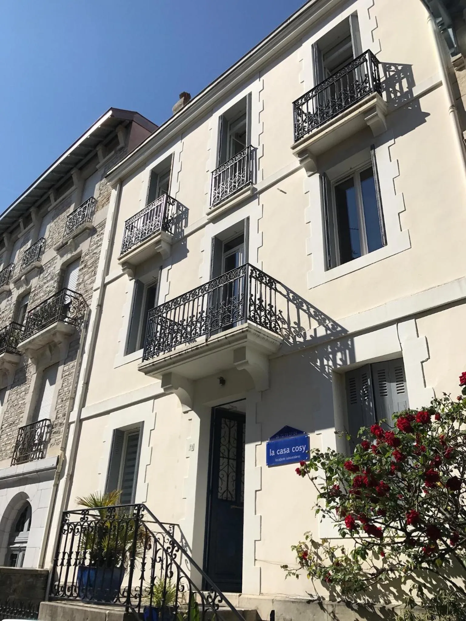 Property building in La Casa Cosy, Appart'Hôtel