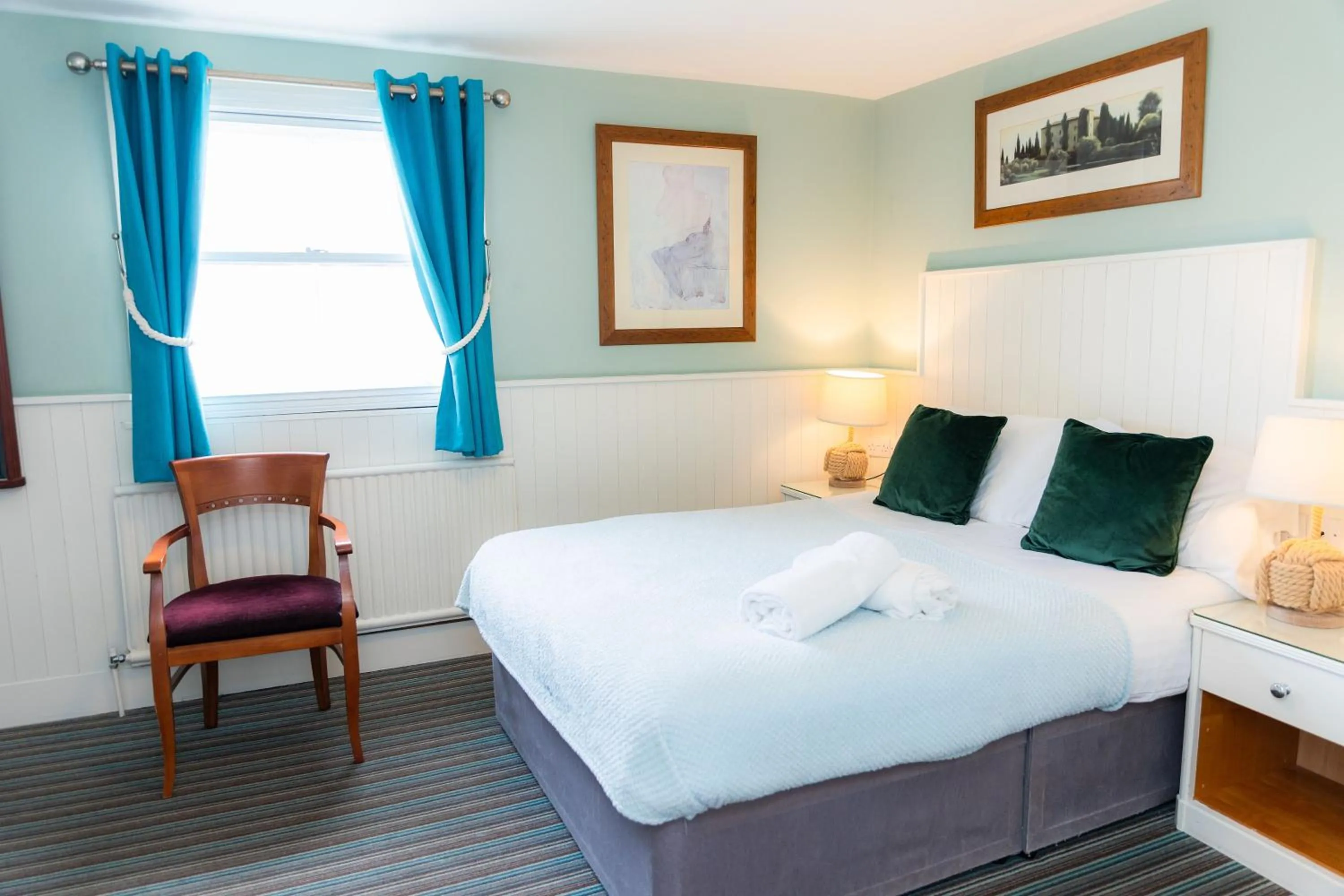 Bedroom, Bed in The Clarendon Hotel