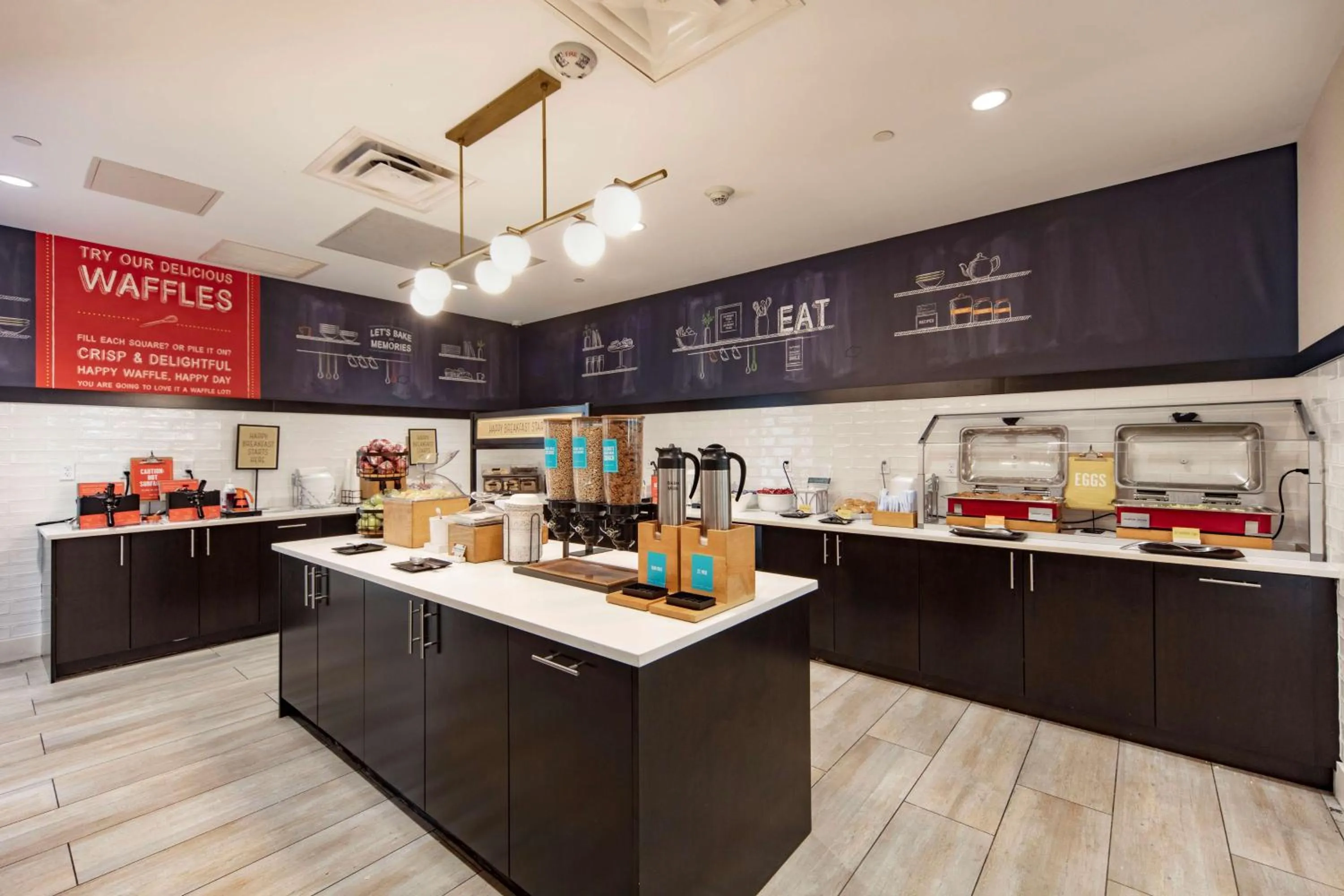 Breakfast in Hampton Inn & Suites Miami Airport South/Blue Lagoon