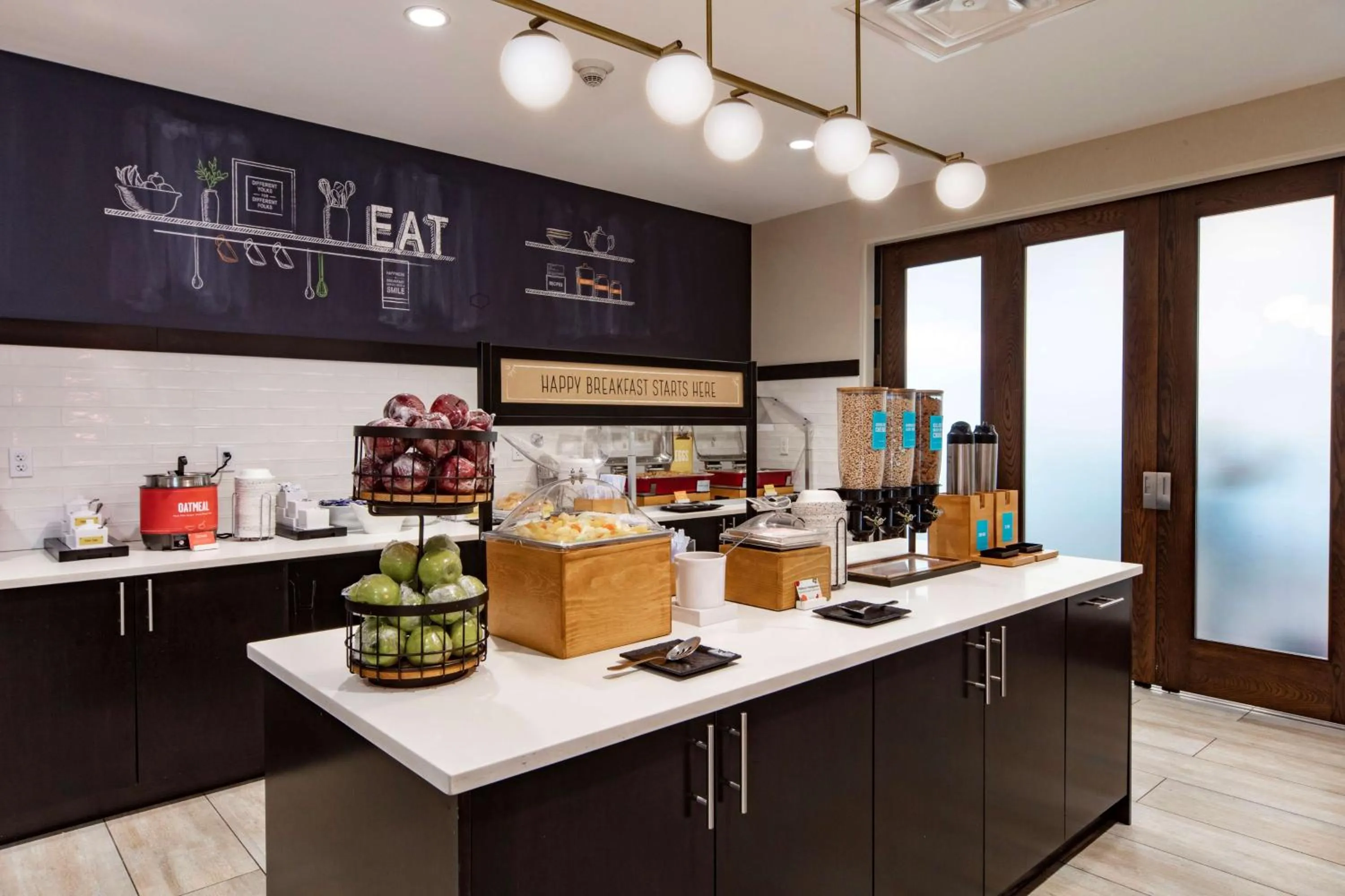 Breakfast in Hampton Inn & Suites Miami Airport South/Blue Lagoon