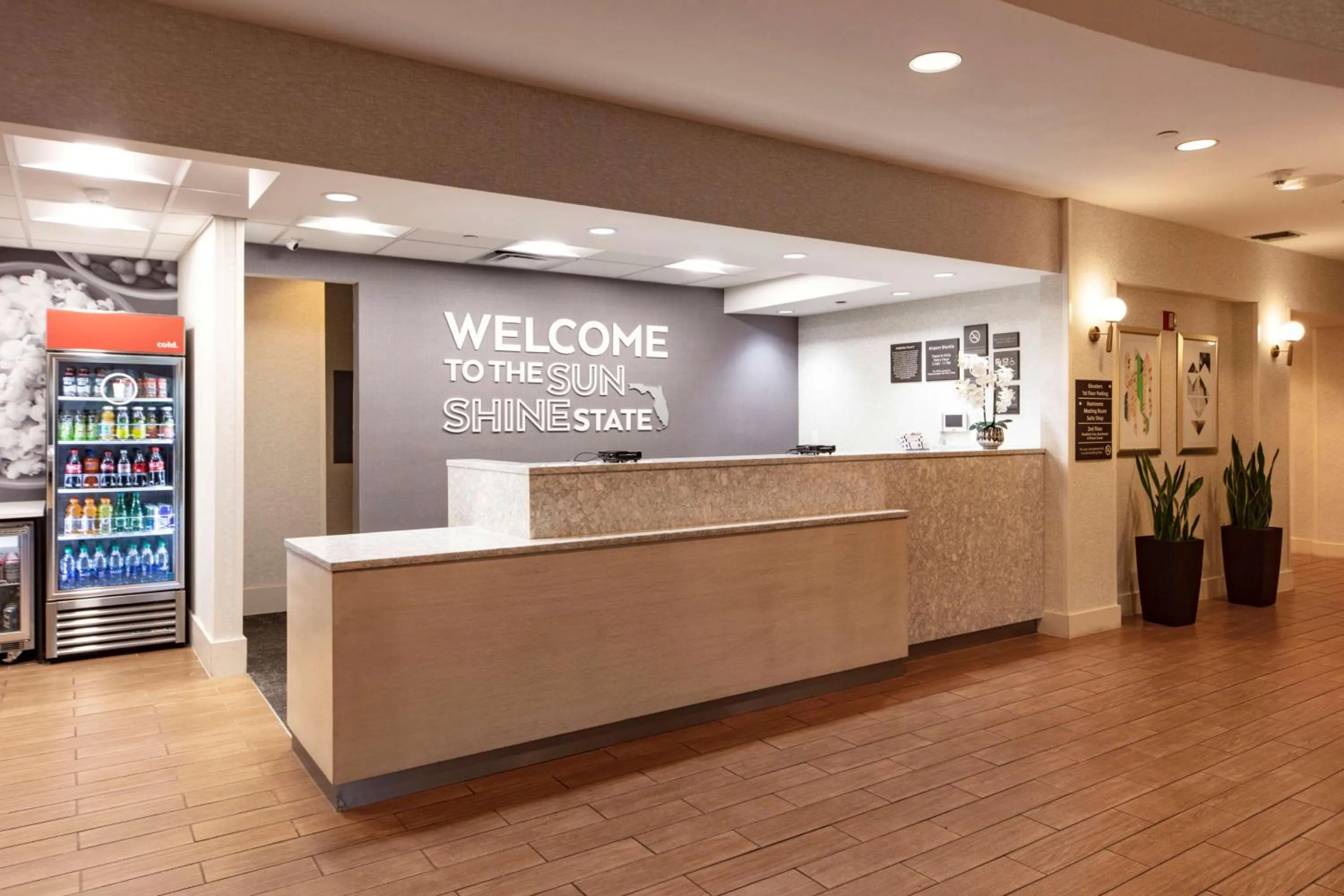 Lobby or reception in Hampton Inn & Suites Miami Airport South/Blue Lagoon