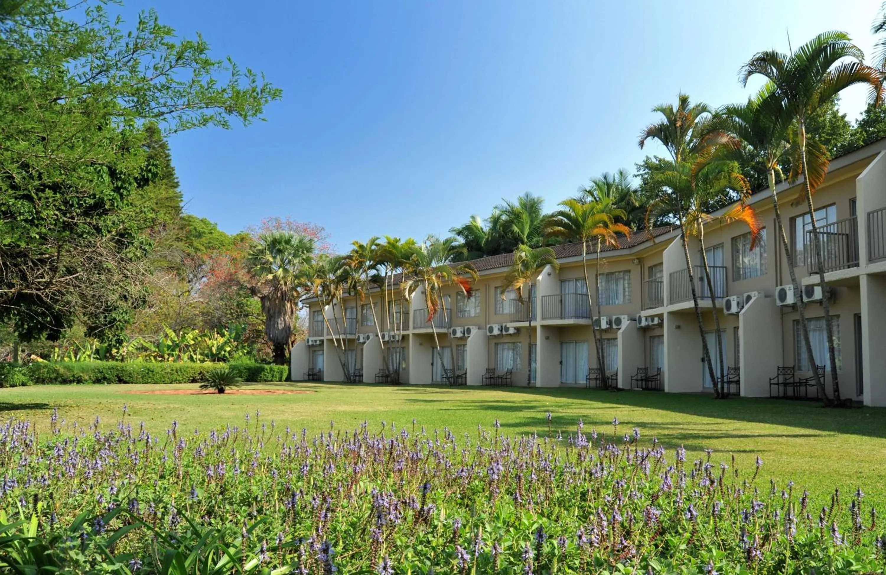 Property building in Hazyview Sun