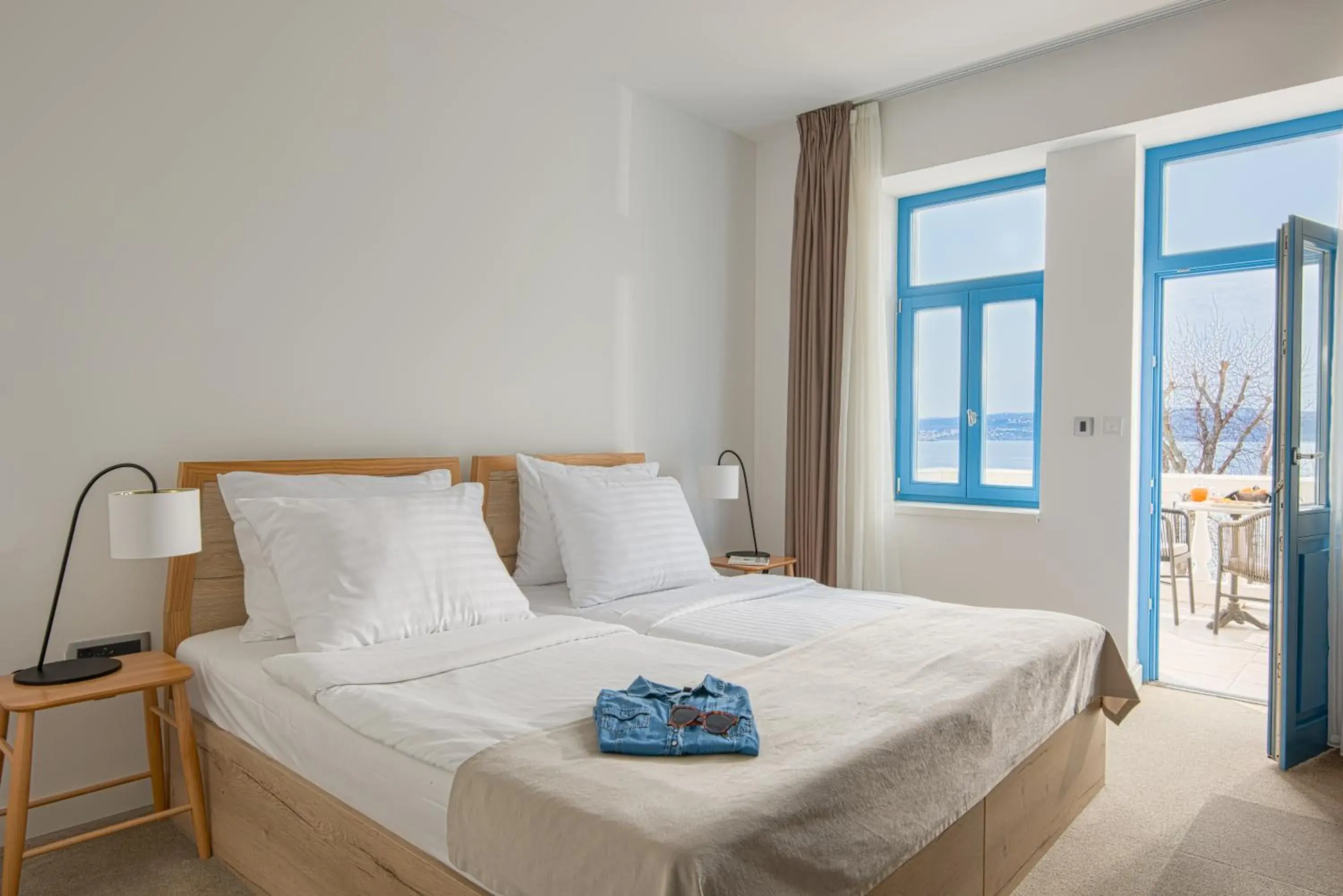 Superior Double or Twin Room with Sea Side View and Balcony in Boutique Hotel Esplanade Superior Double or Twin Room with Sea Side View and Balcony in Boutique Hotel Esplanade