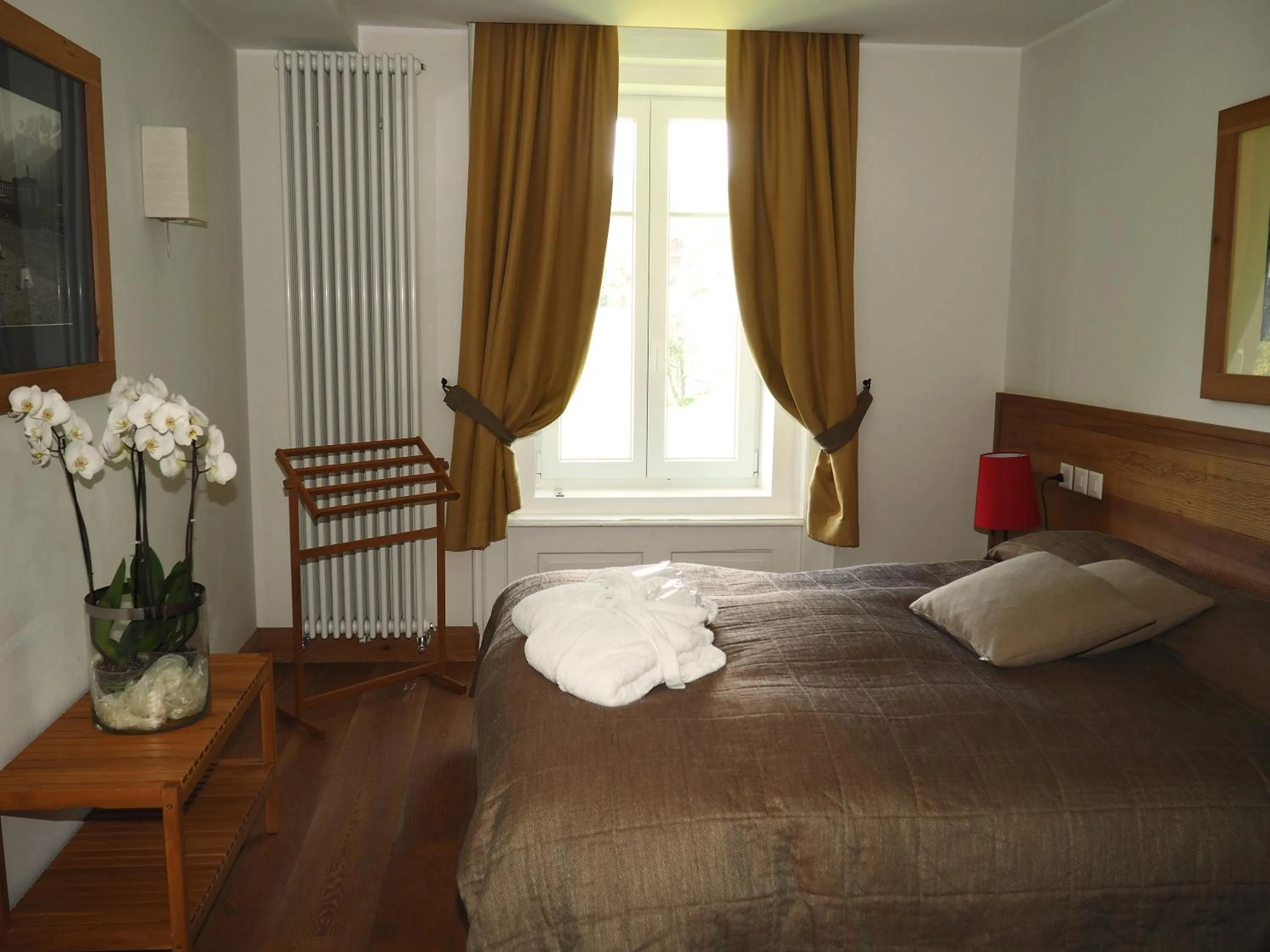 Day, Bed in Maloja Palace Suites CO2-Neutral