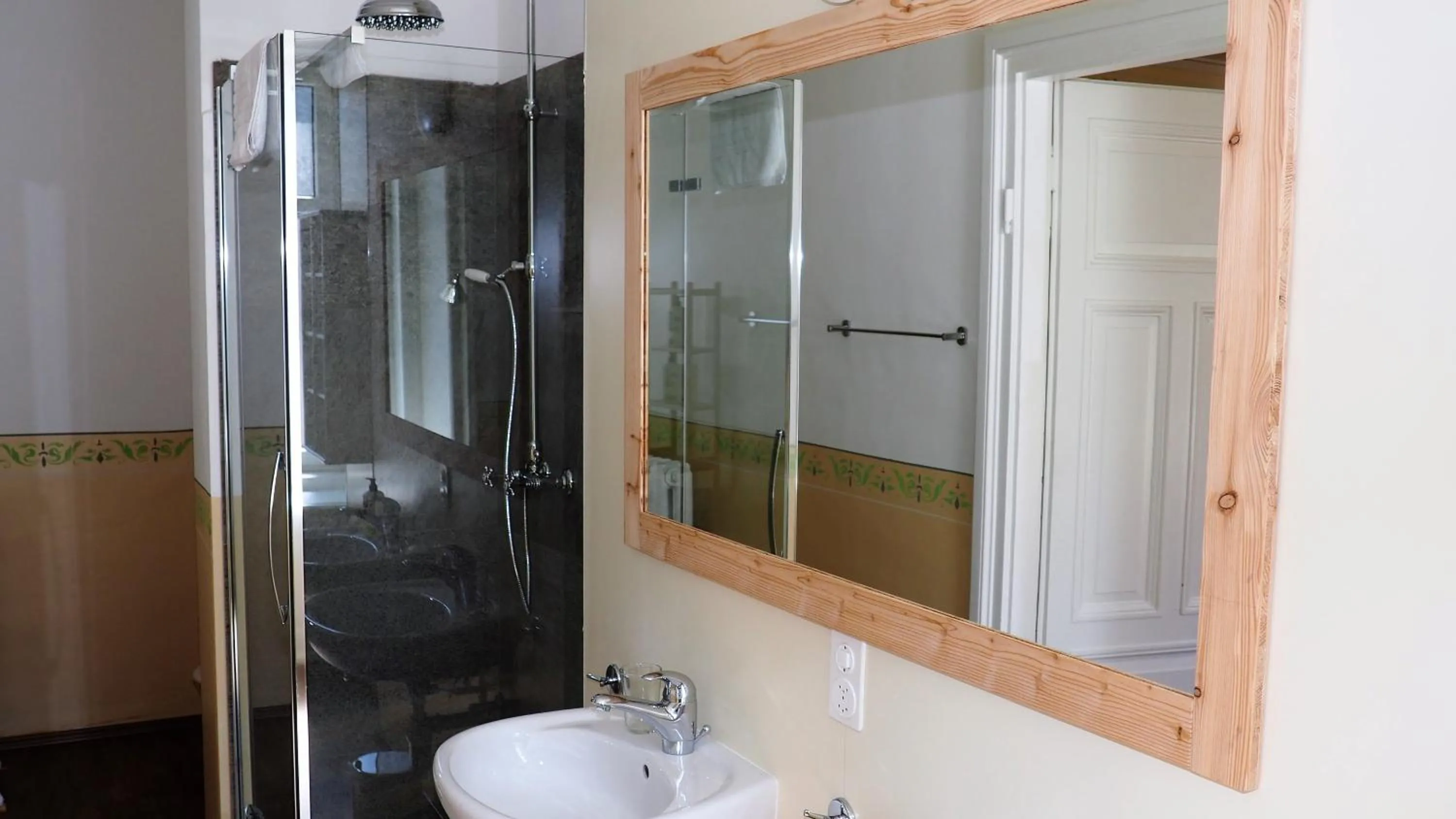 Bathroom in Maloja Palace Suites CO2-Neutral