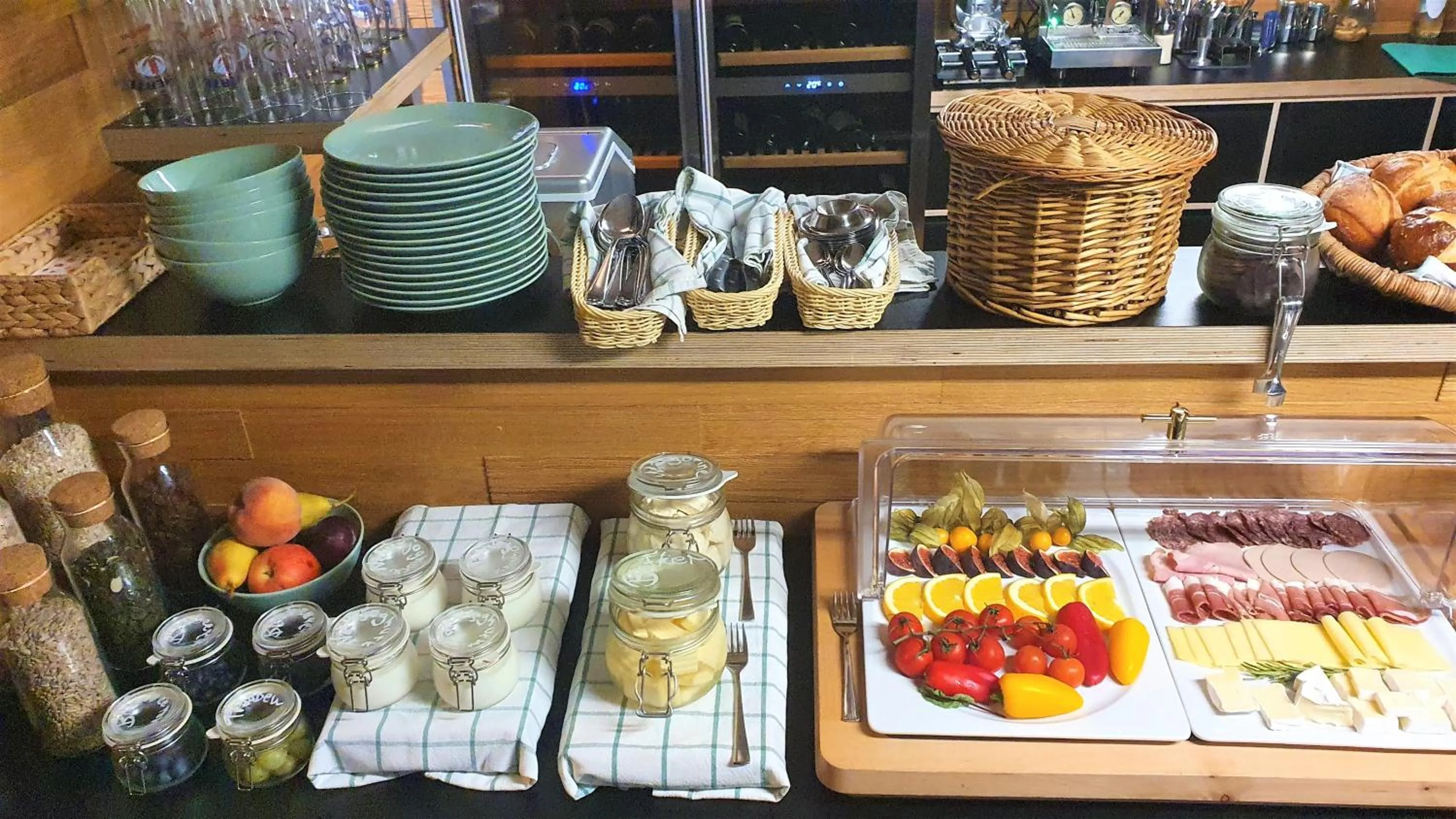 Breakfast in Der Höfener Garten