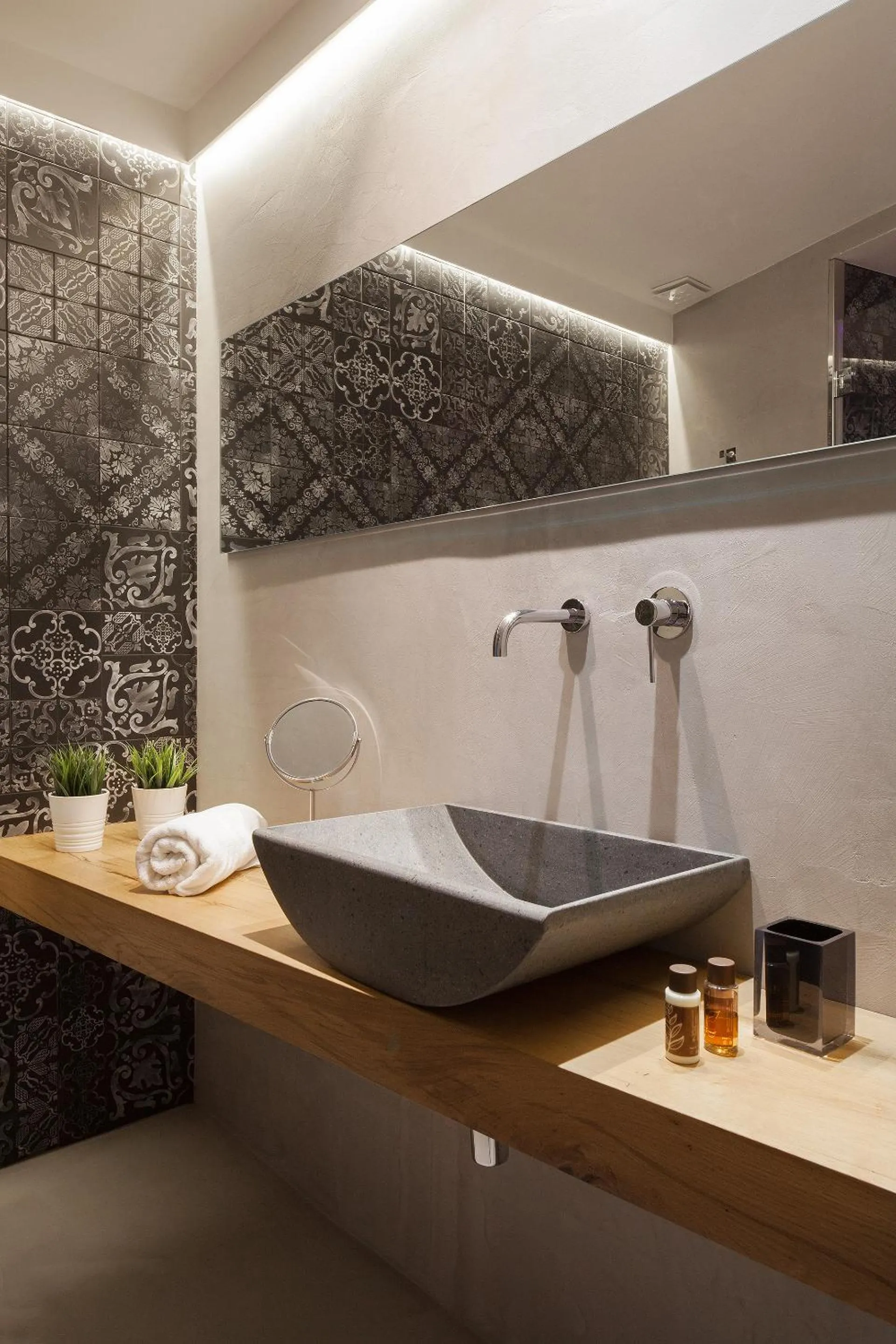 Bathroom in Quattro Canti Suites
