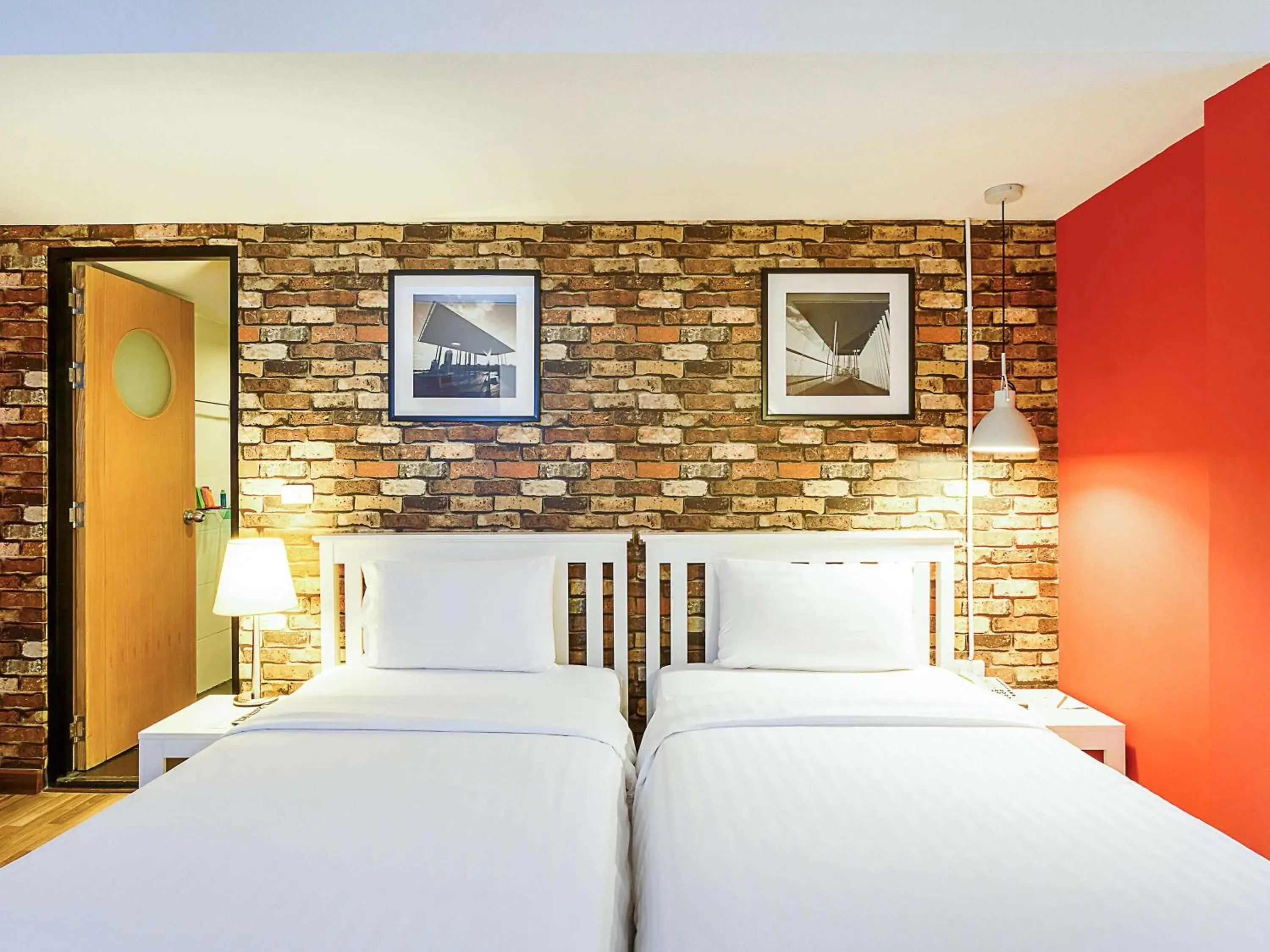 Standard Twin Room in ibis Styles Chiang Mai Standard Twin Room in ibis Styles Chiang Mai