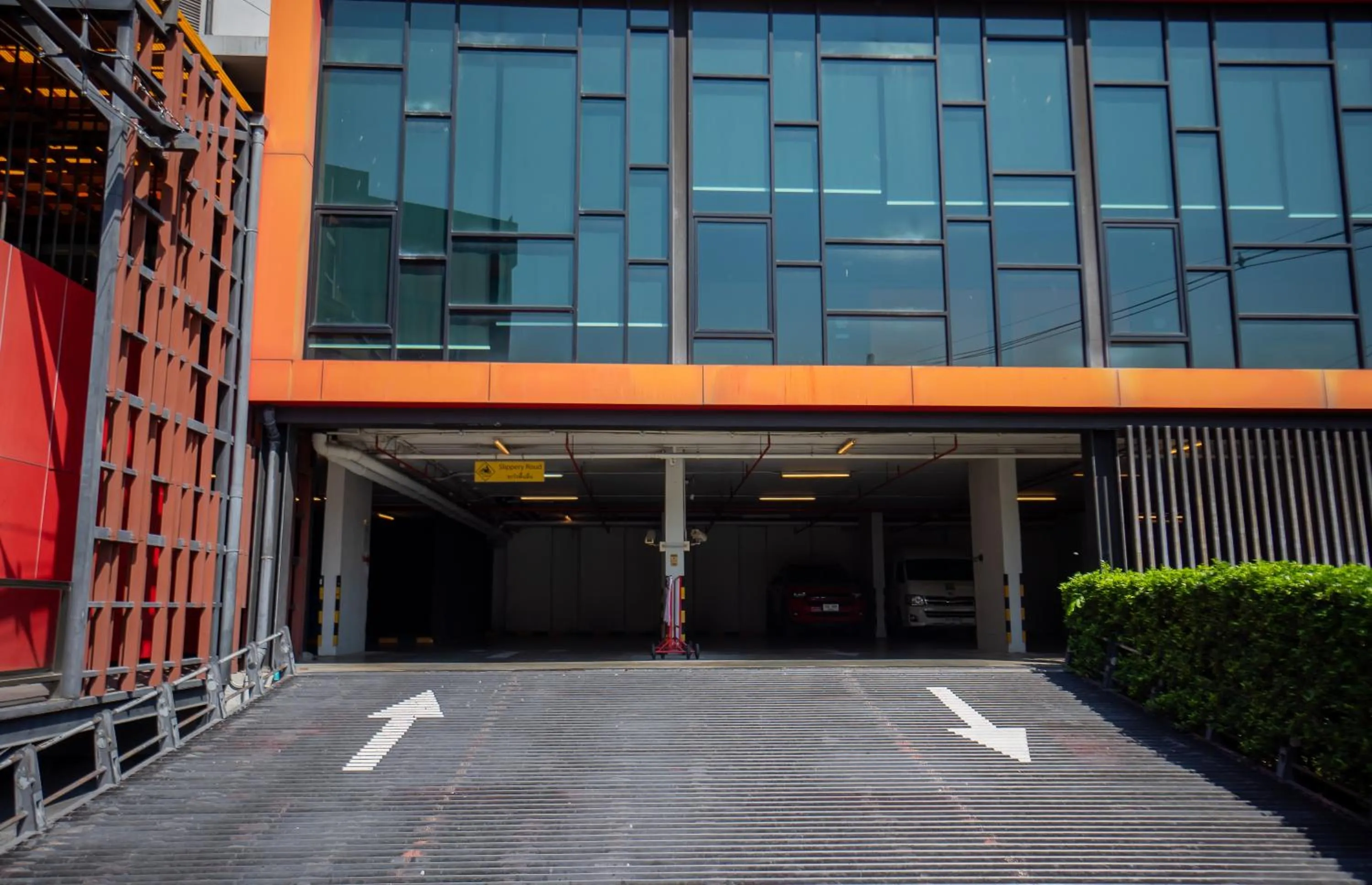 Parking in ibis Styles Chiang Mai