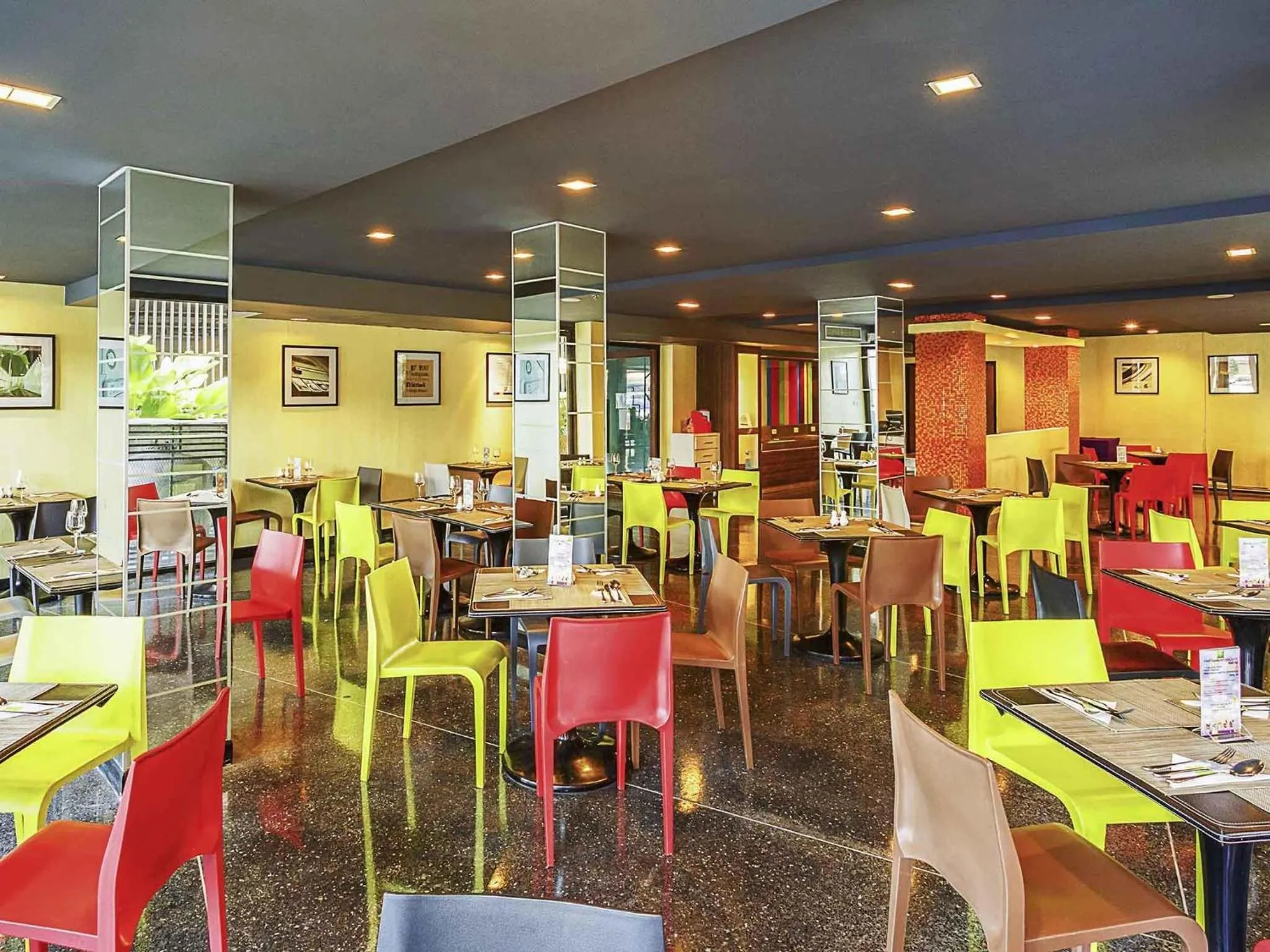 Restaurant/places to eat in ibis Styles Chiang Mai