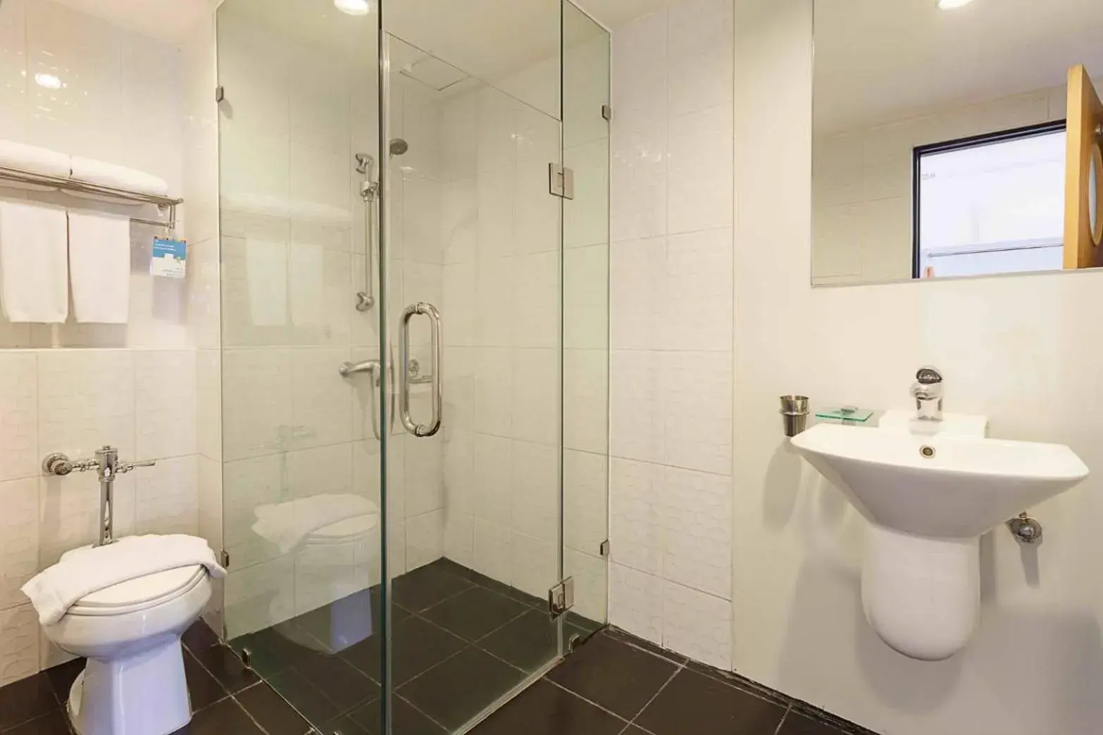 Standard Double Room in ibis Styles Chiang Mai Standard Double Room in ibis Styles Chiang Mai