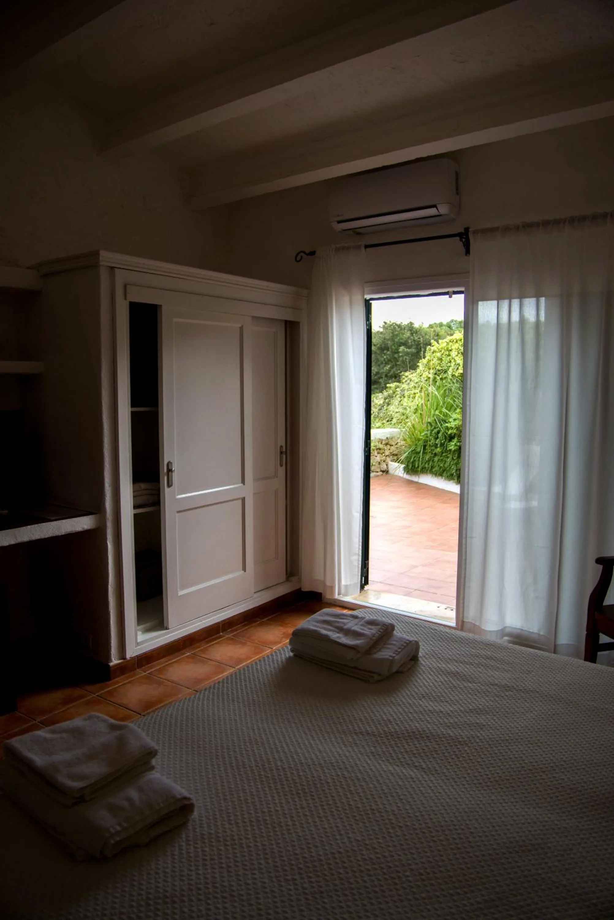 Photo of the whole room, Bed in Agroturismo Binissafullet Vell