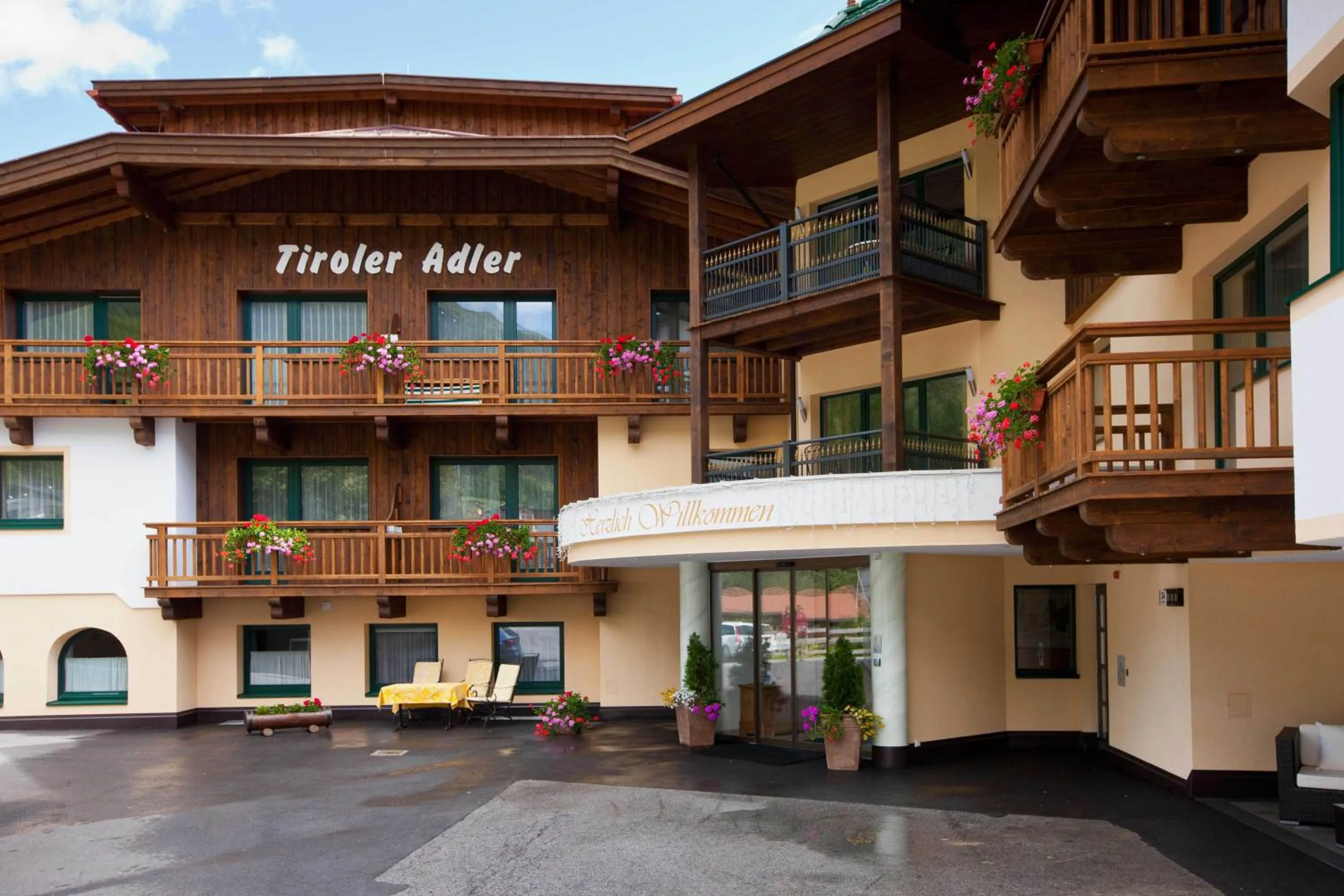 Facade/entrance in Alp Resort Tiroler Adler