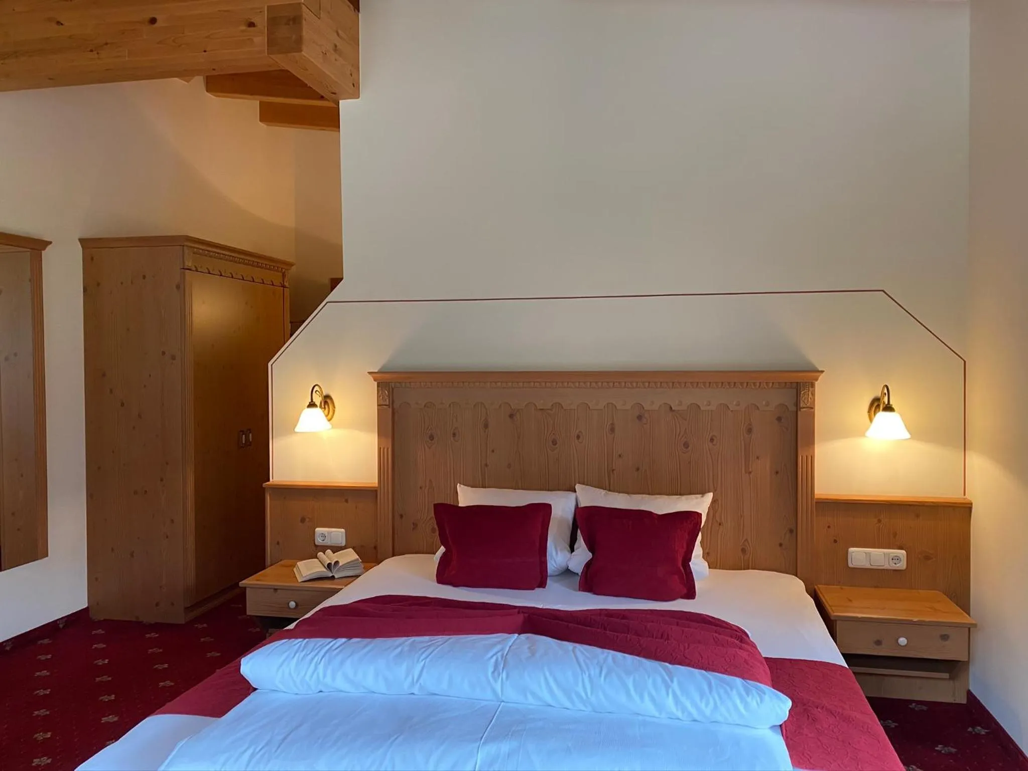 Bed in Alp Resort Tiroler Adler