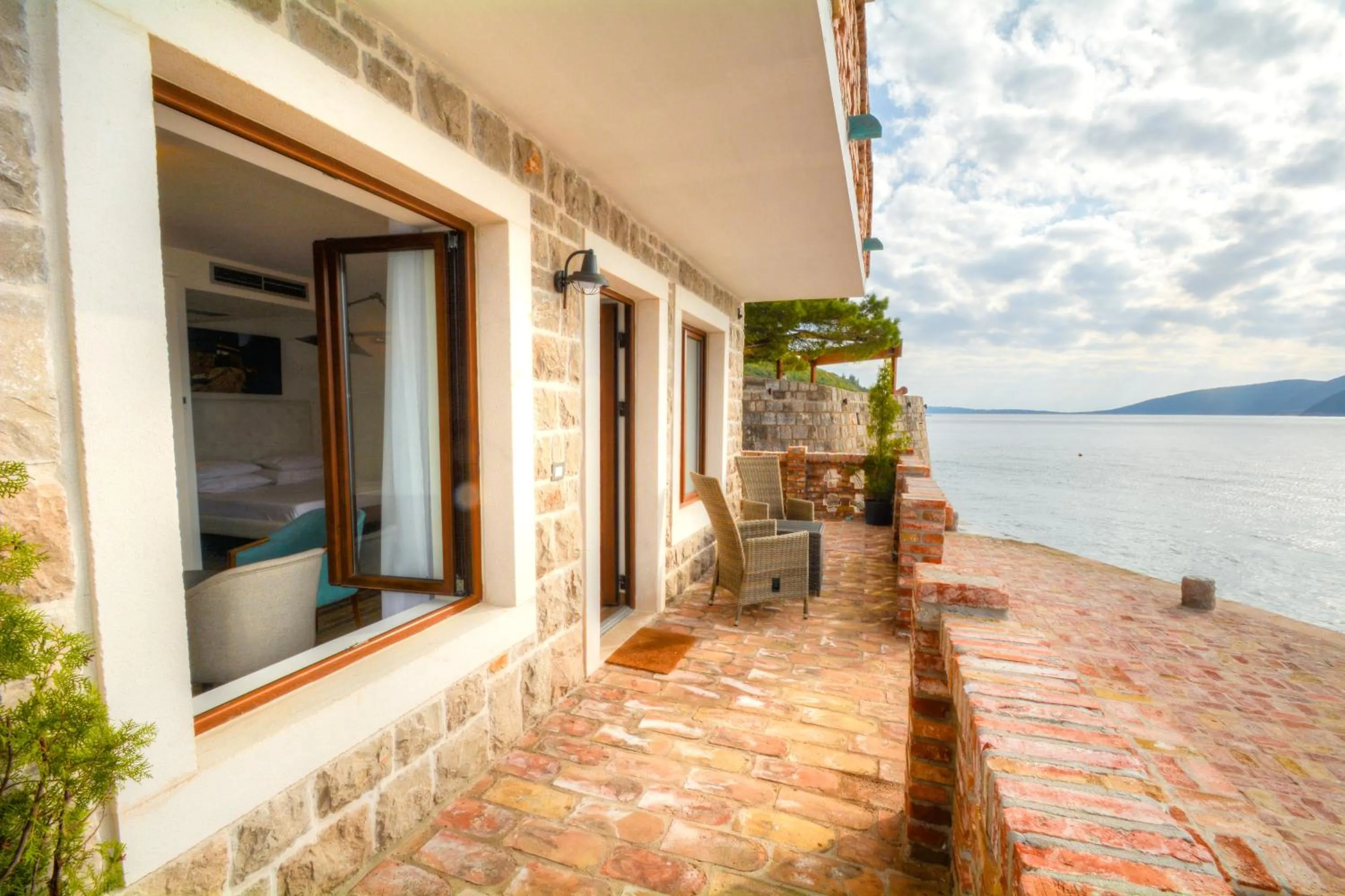 Property building in Forte Rose Hotel