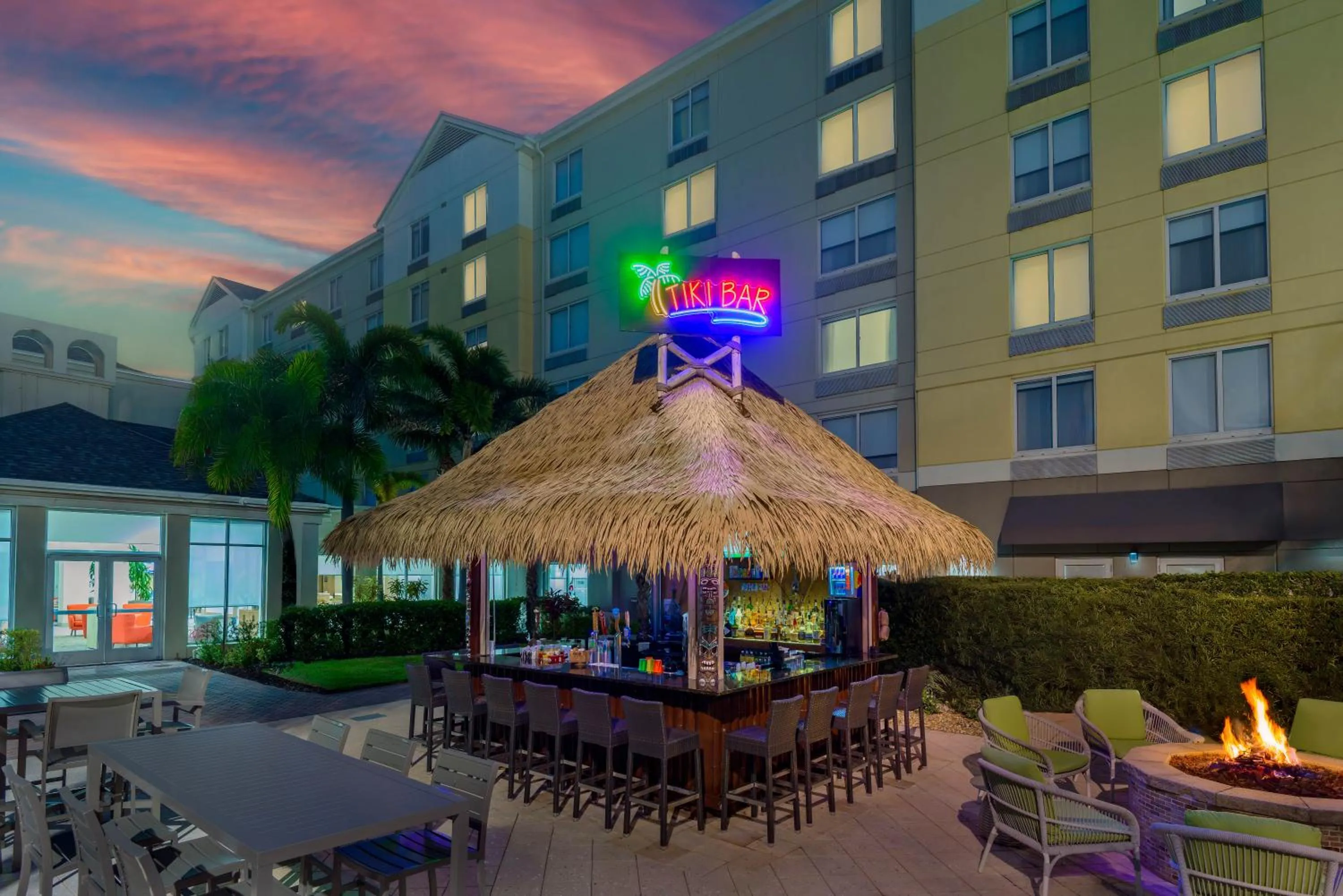 Restaurant/places to eat in Hilton Garden Inn Orlando International Drive North