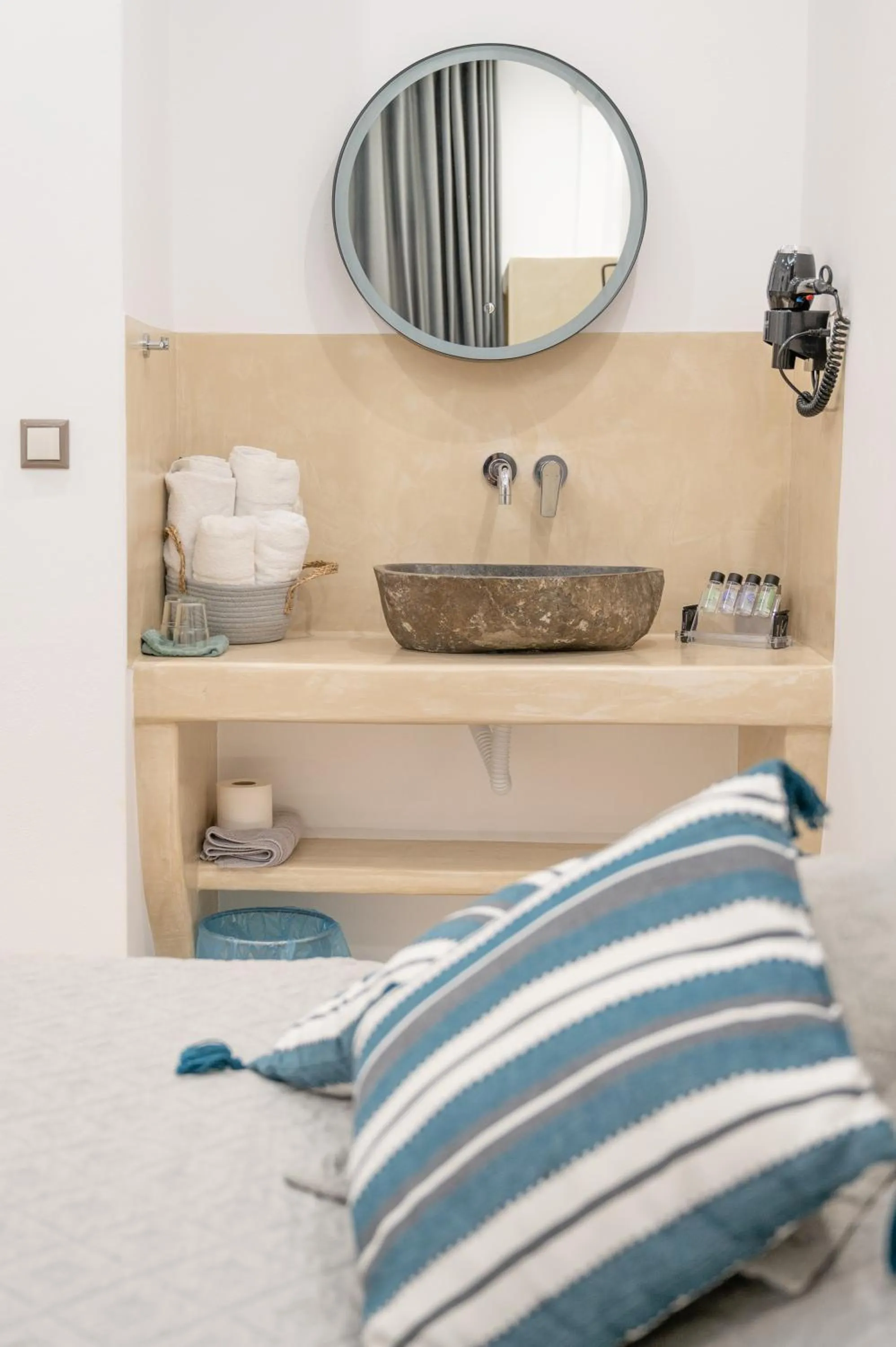 Bed in Katerina Roza Studios - Heartfelt Hospitality in the City