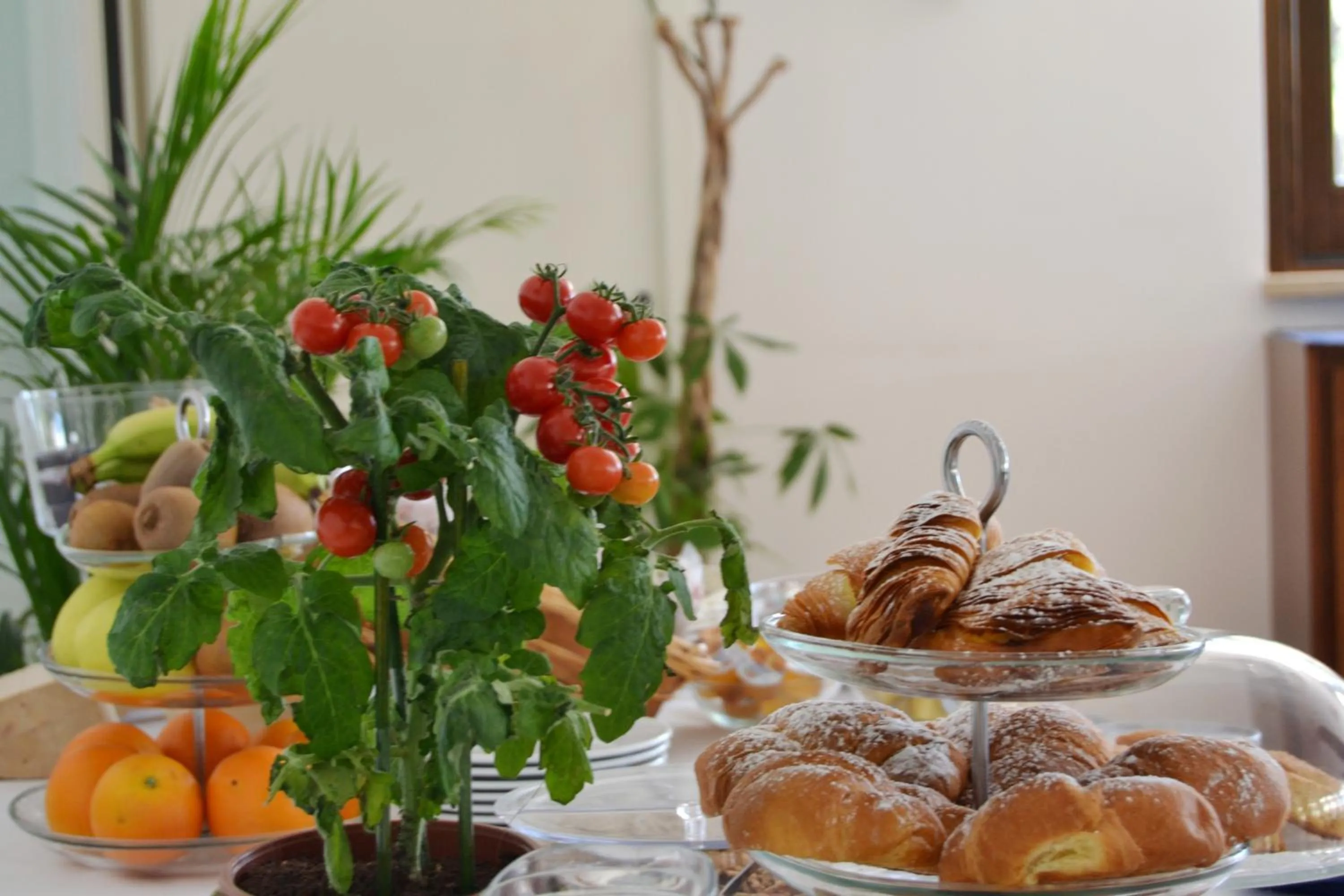 Buffet breakfast in Parco Dei Principi