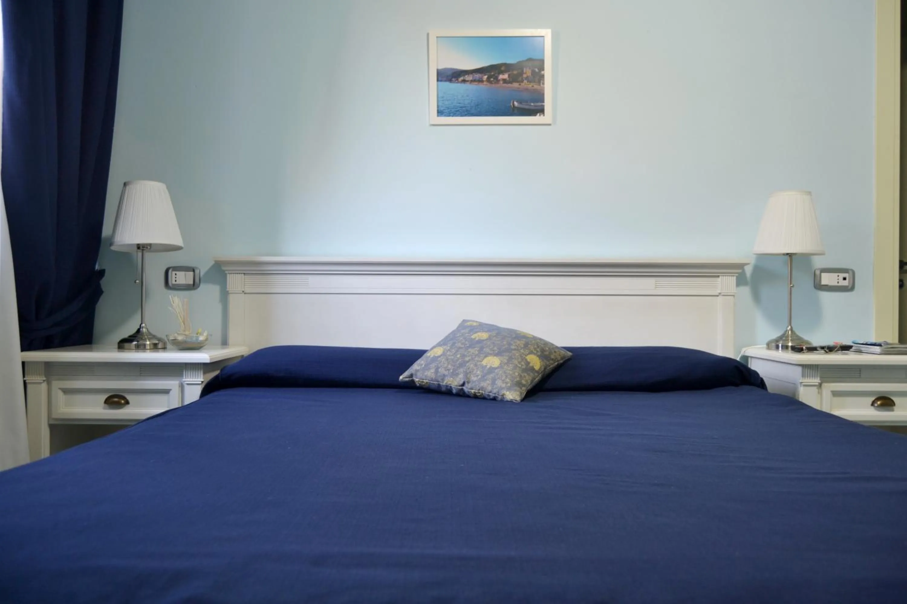 Photo of the whole room, Bed in Parco Dei Principi