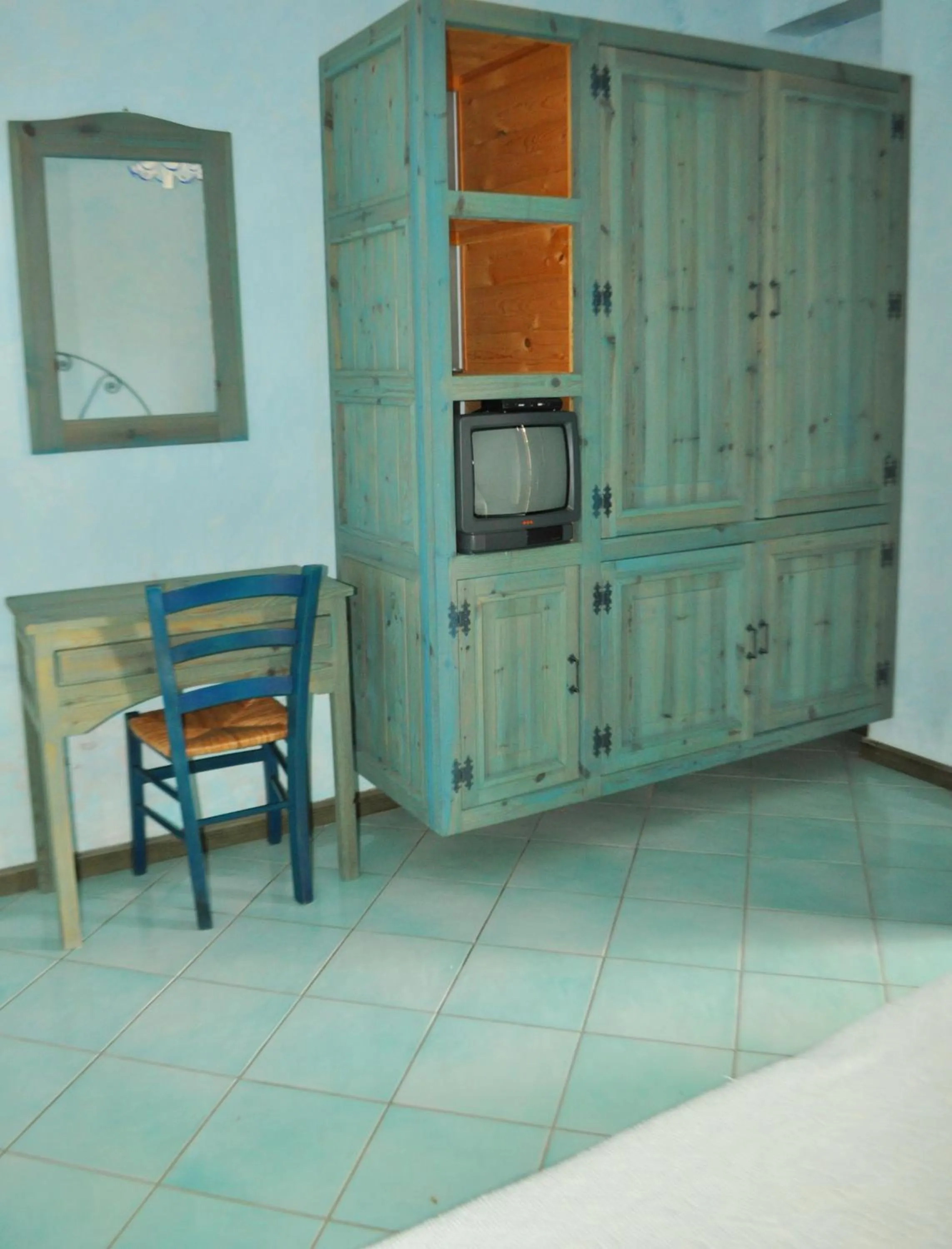 wardrobe in Principessa de Navarra