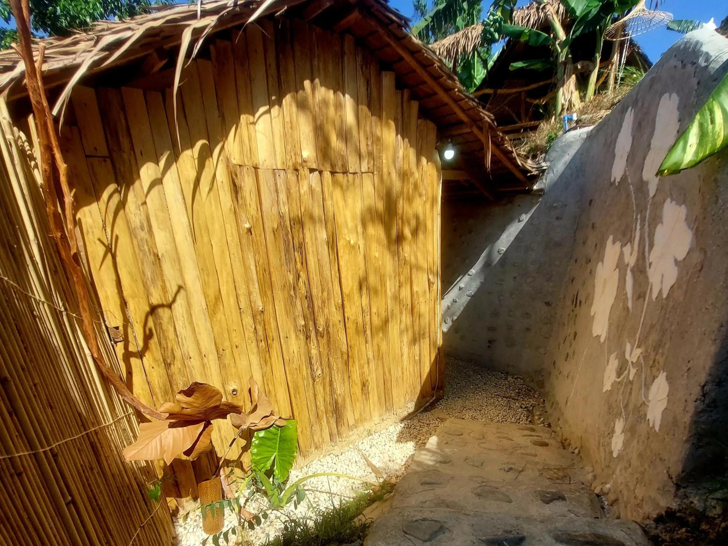 Bathroom in Jungle Bar Honeymoon suite & private pool