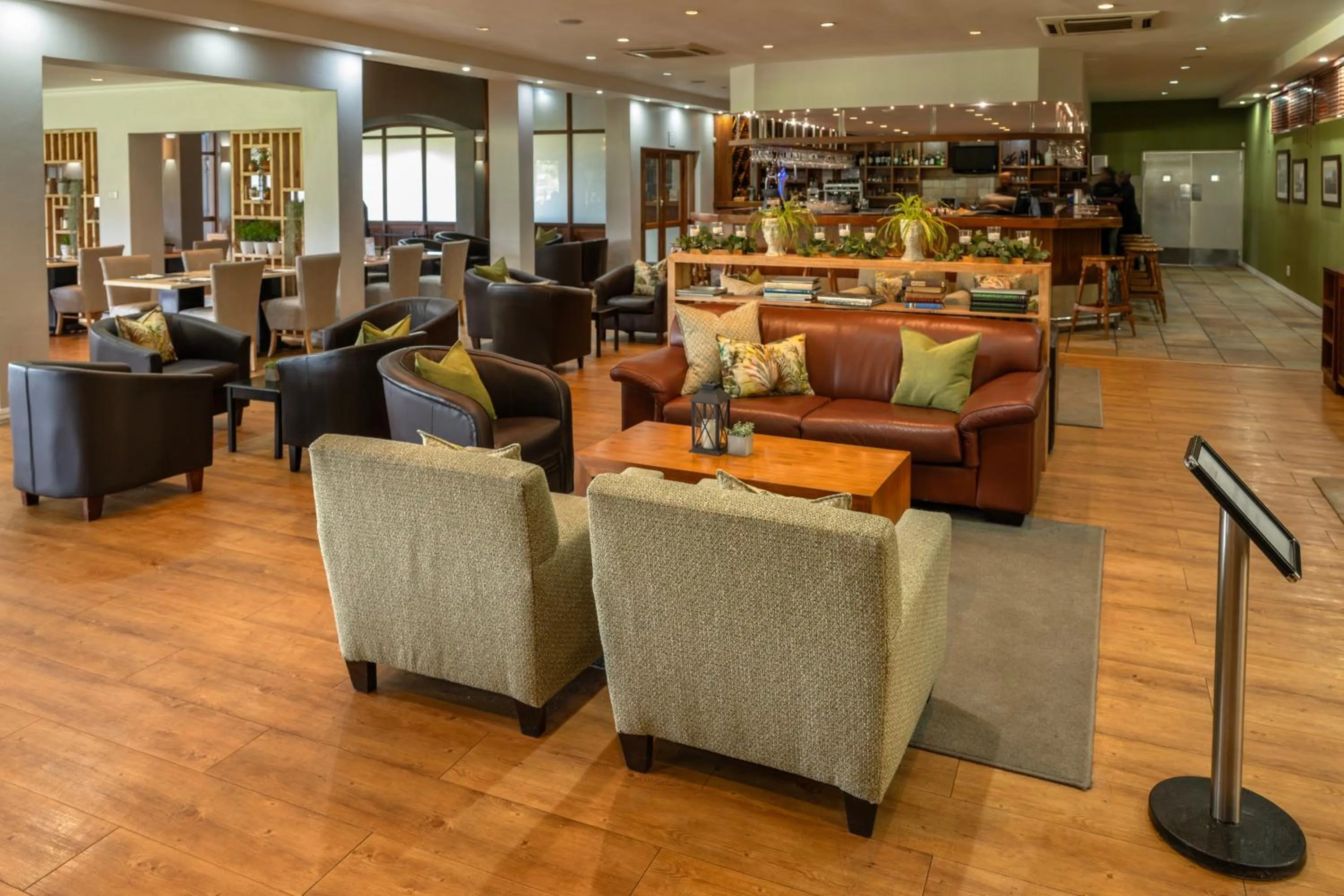Restaurant/places to eat in Devonvale Golf & Wine Estate