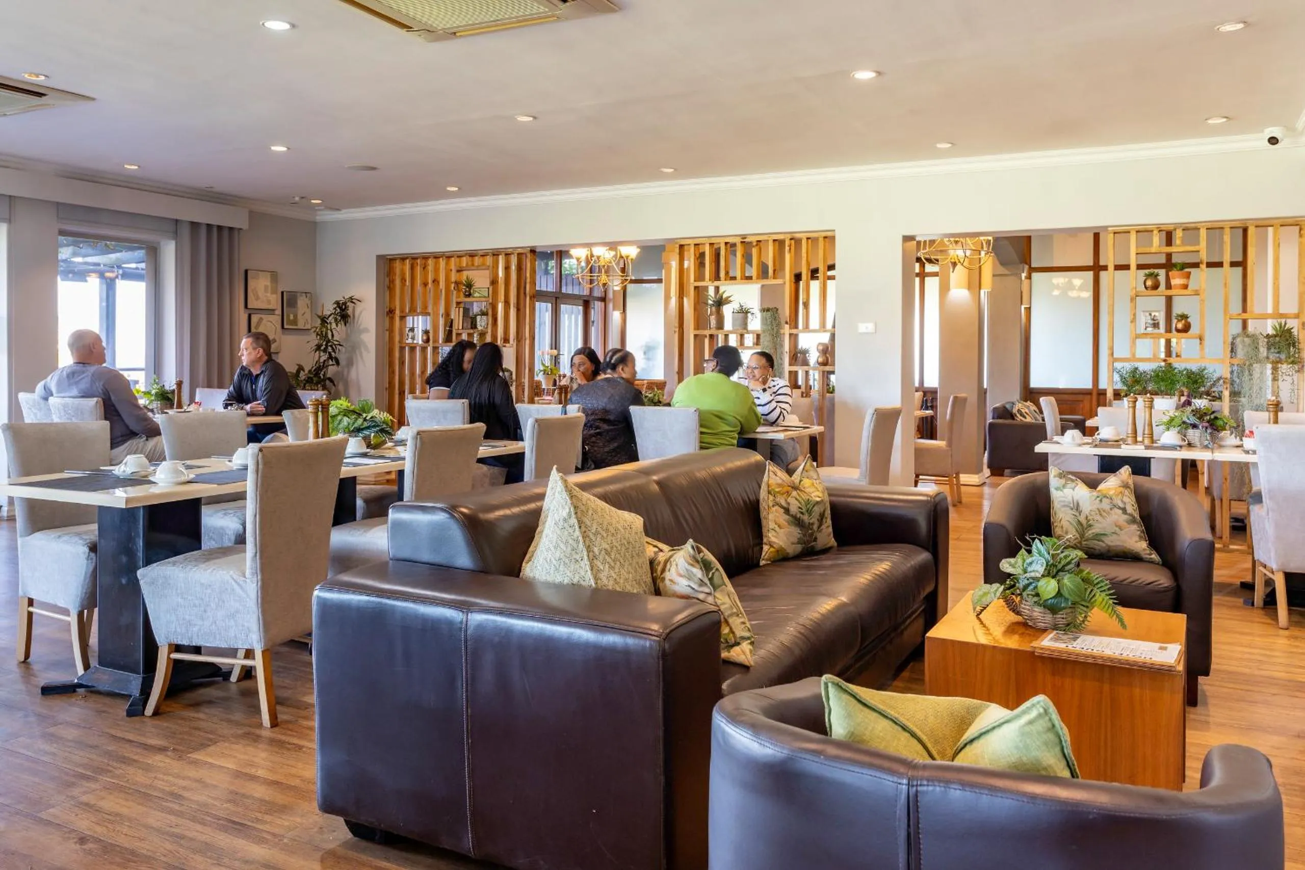 Restaurant/places to eat in Devonvale Golf & Wine Estate