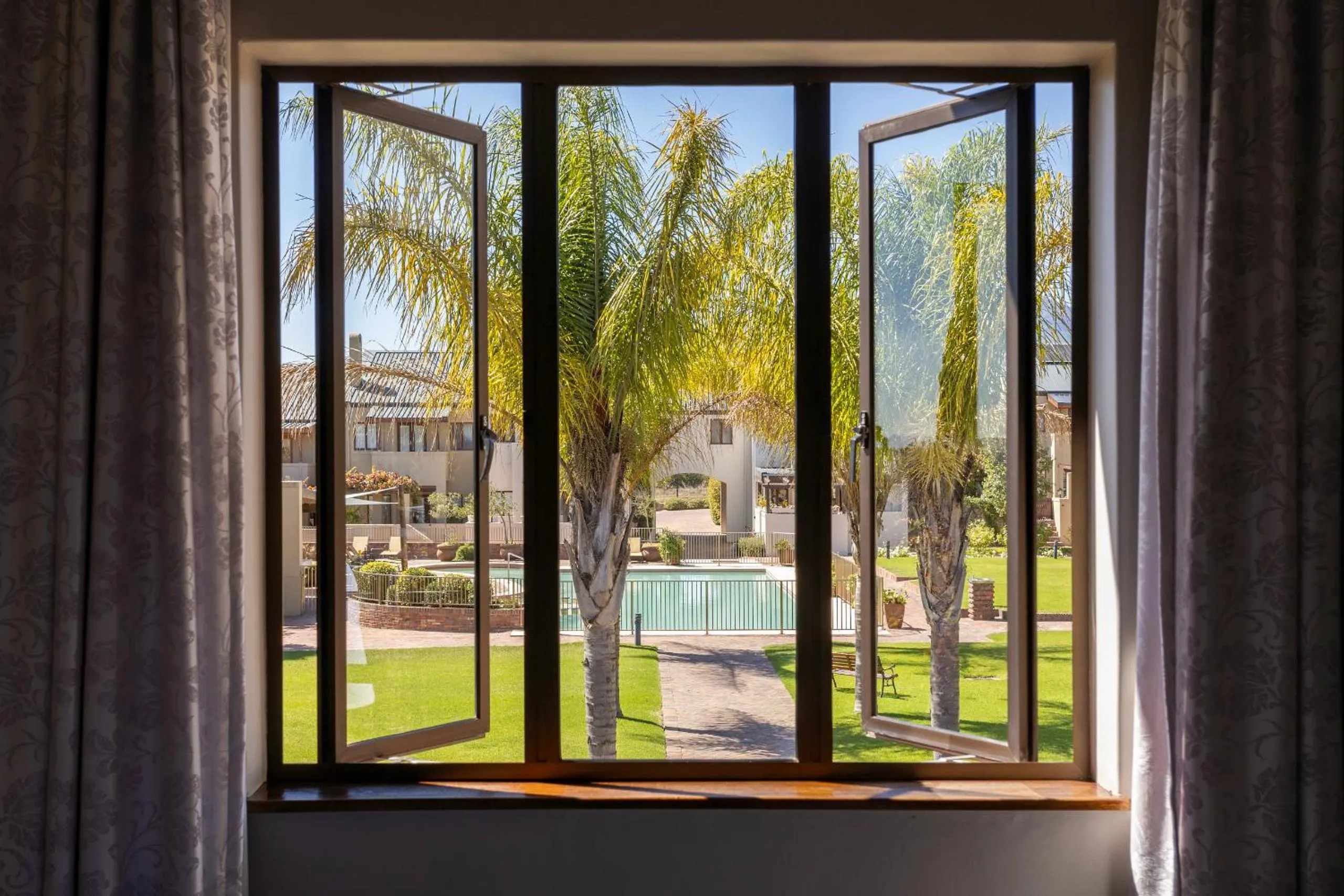 Garden view in Devonvale Golf & Wine Estate