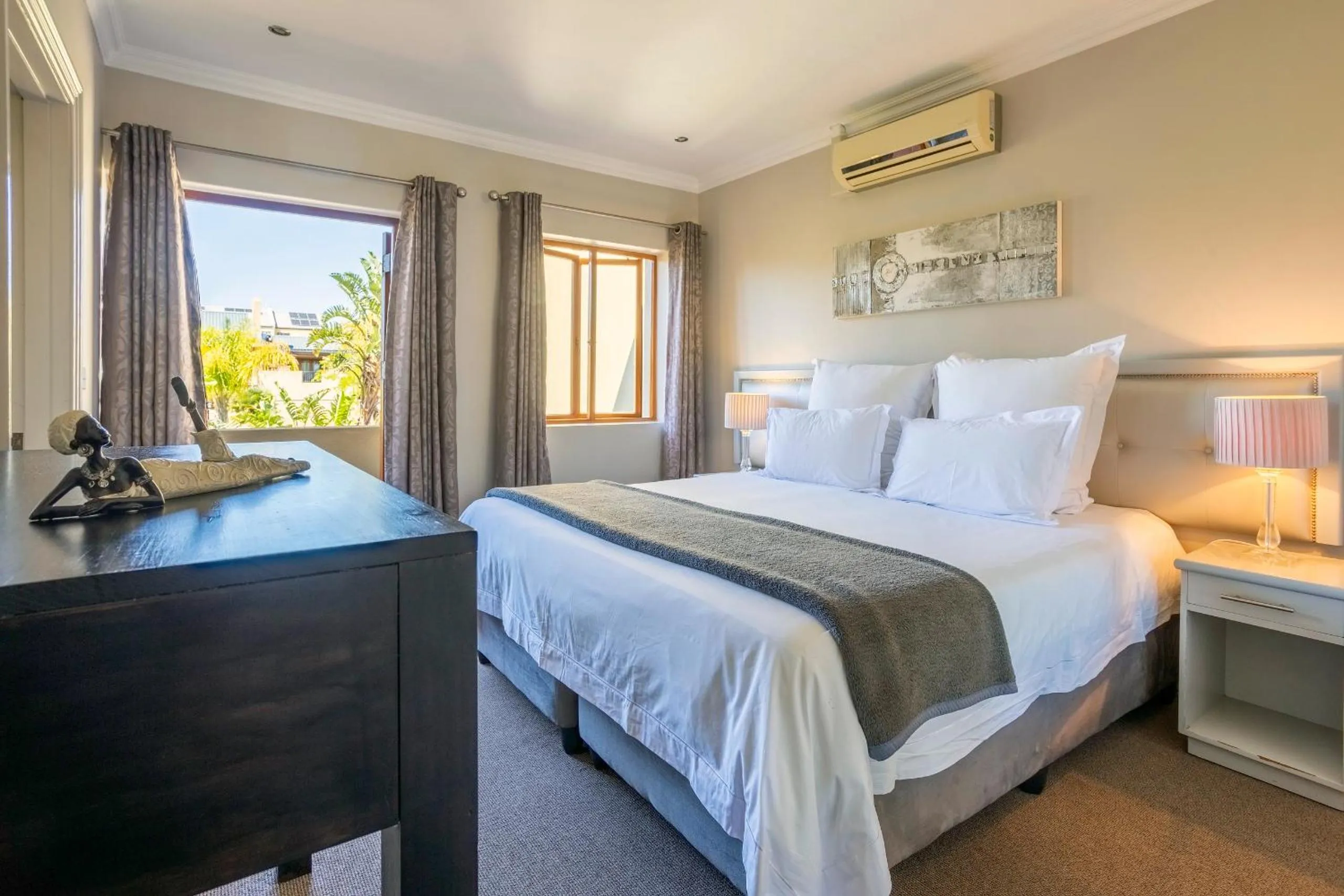 Bedroom, Bed in Devonvale Golf & Wine Estate