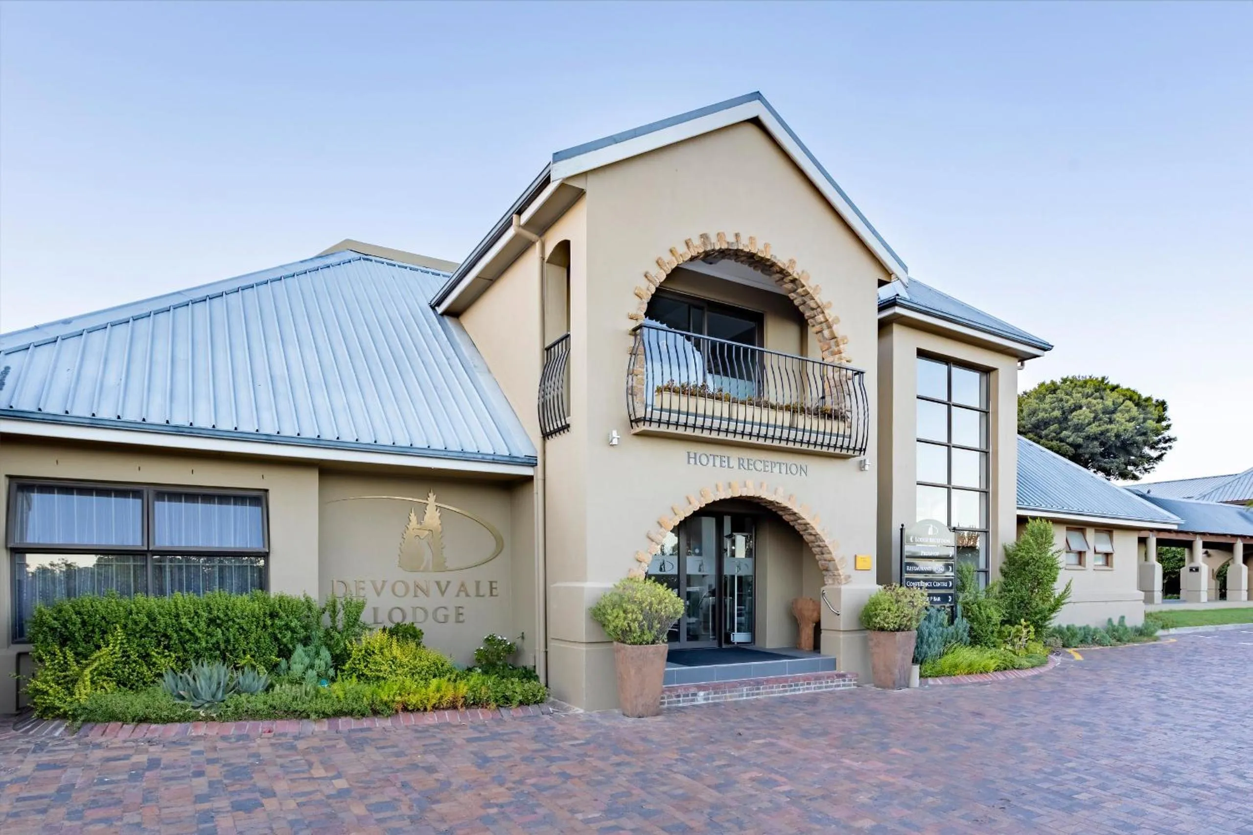 Lobby or reception in Devonvale Golf & Wine Estate