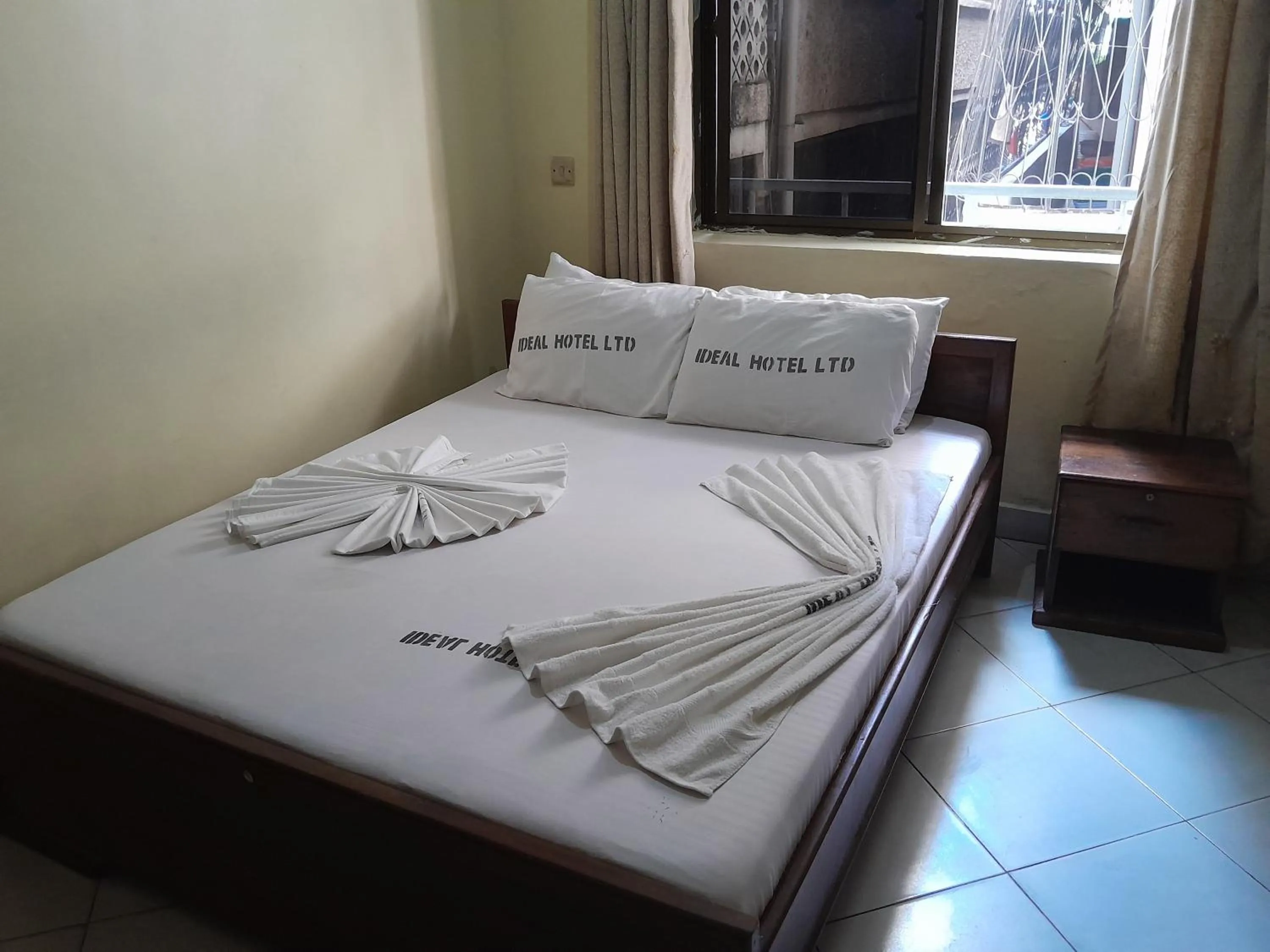 Photo of the whole room, Bed in Hotel Ideal