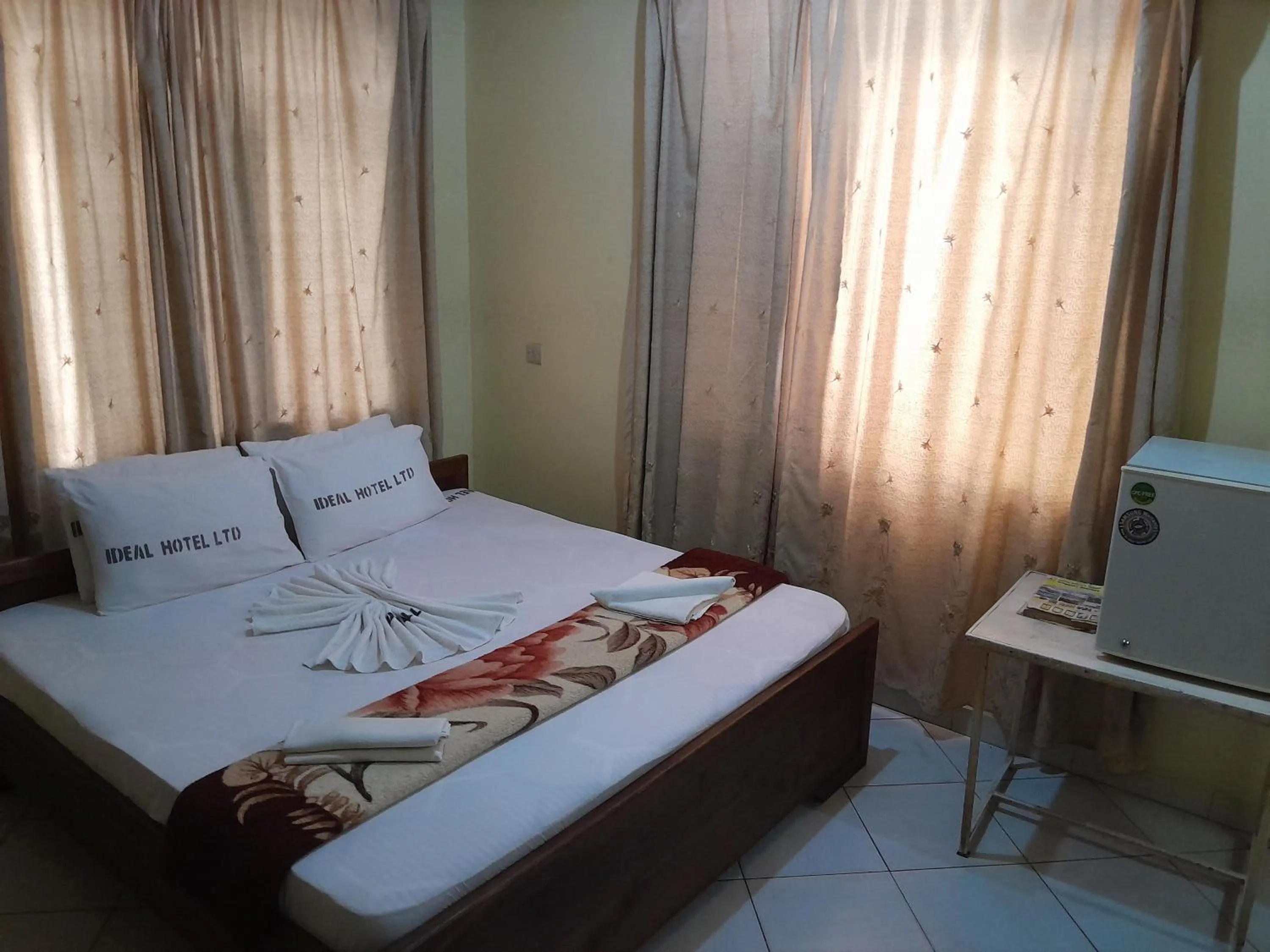 Photo of the whole room, Bed in Hotel Ideal