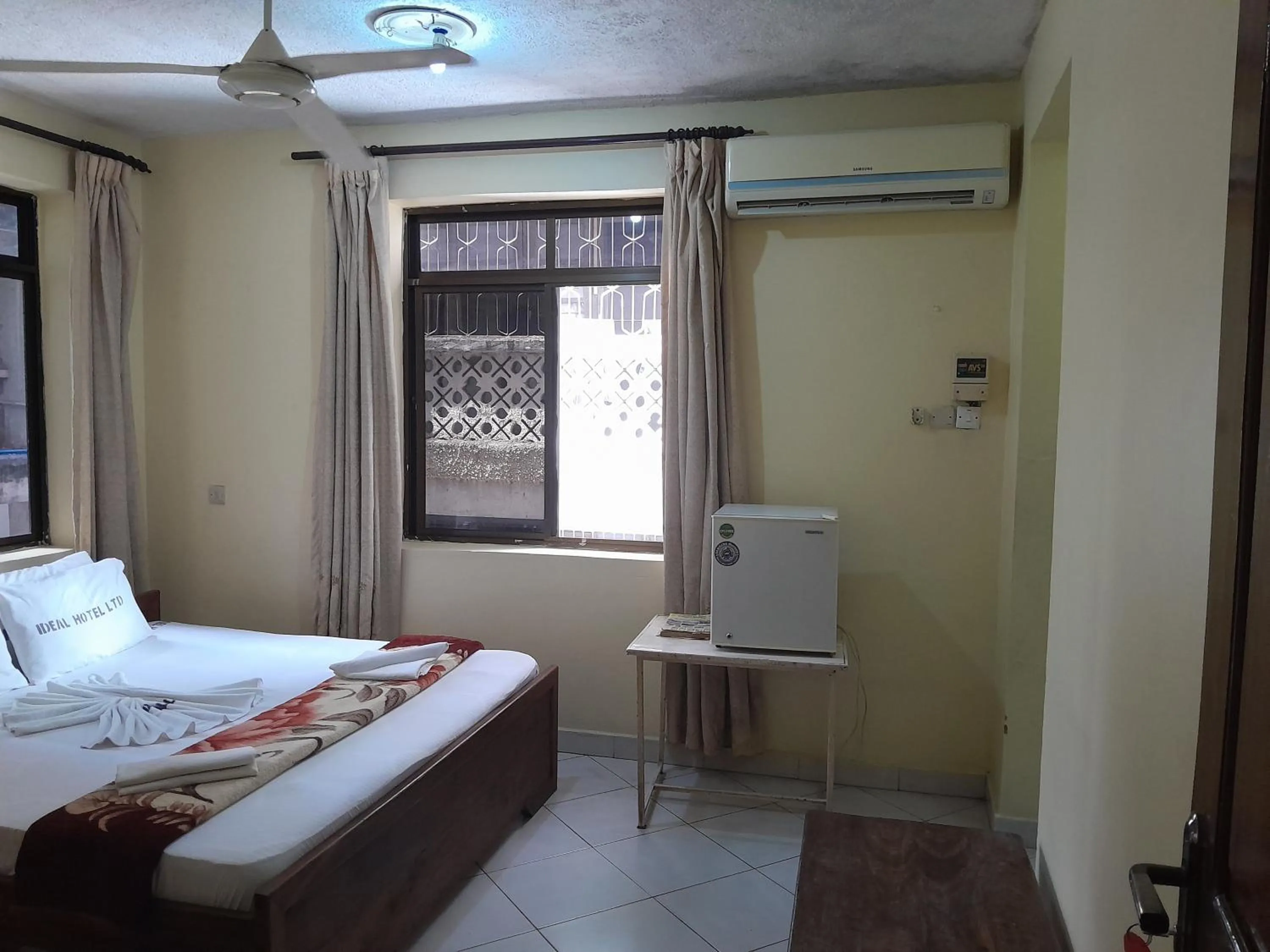 Photo of the whole room, Bed in Hotel Ideal