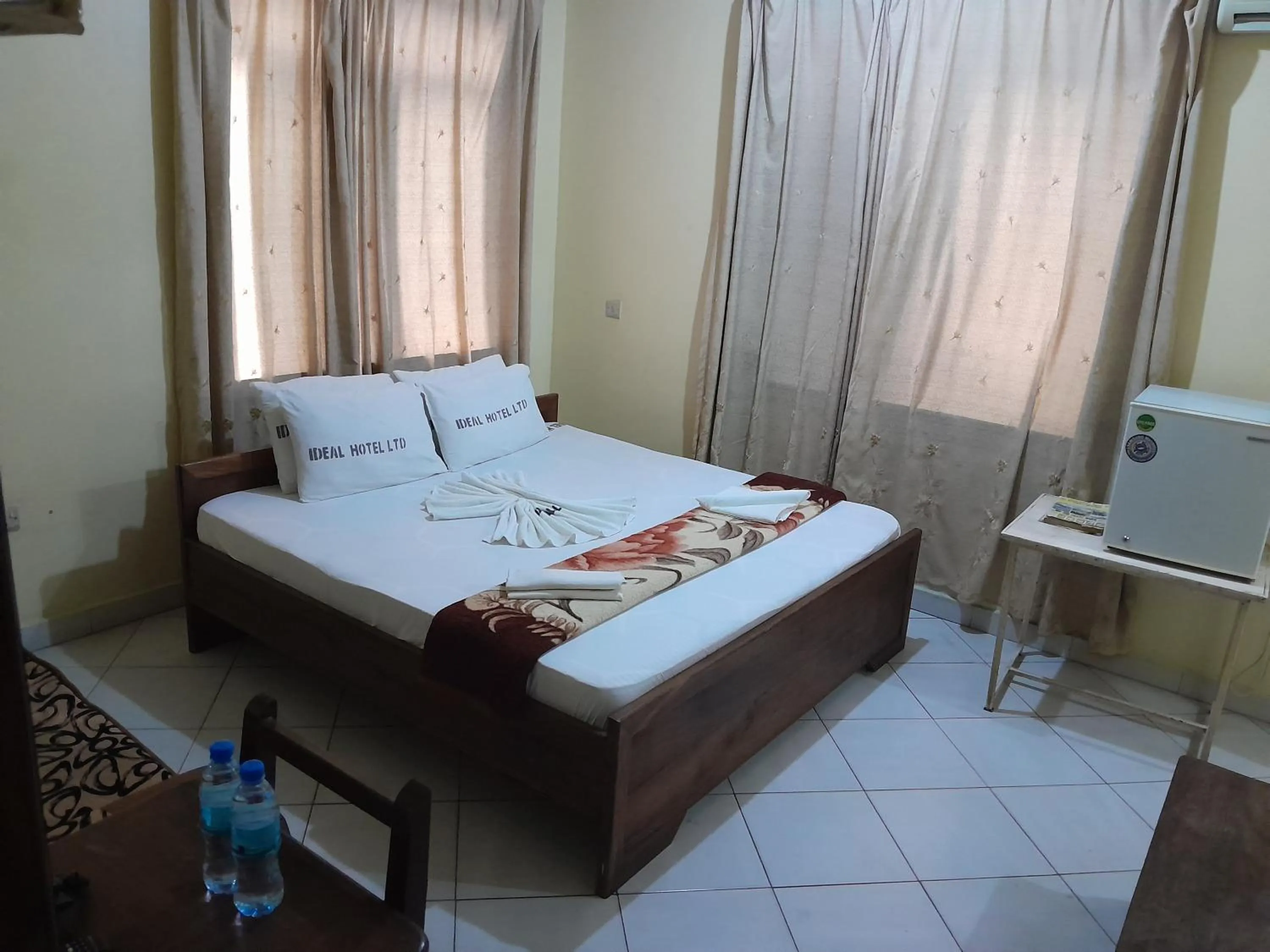 Photo of the whole room, Bed in Hotel Ideal