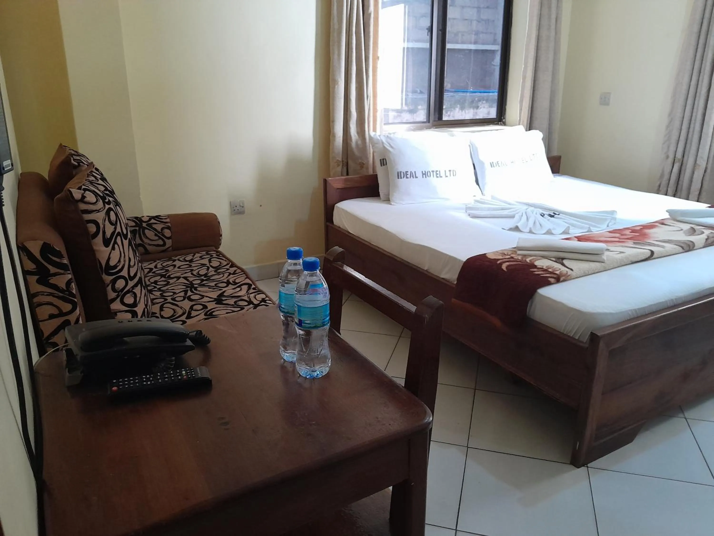 Photo of the whole room, Bed in Hotel Ideal