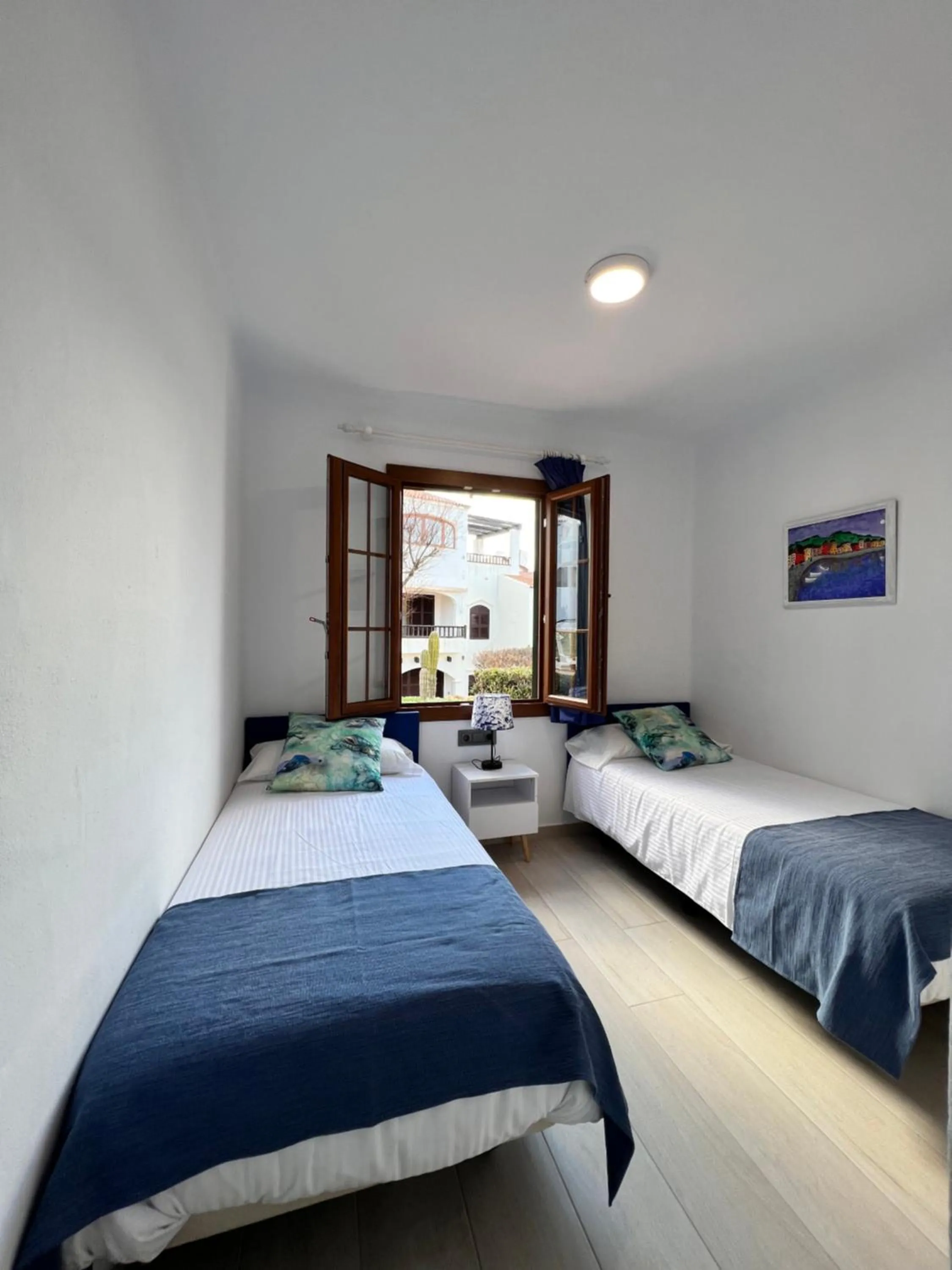 Photo of the whole room, Bed in Apartamentos El Bergantin Menorca Club