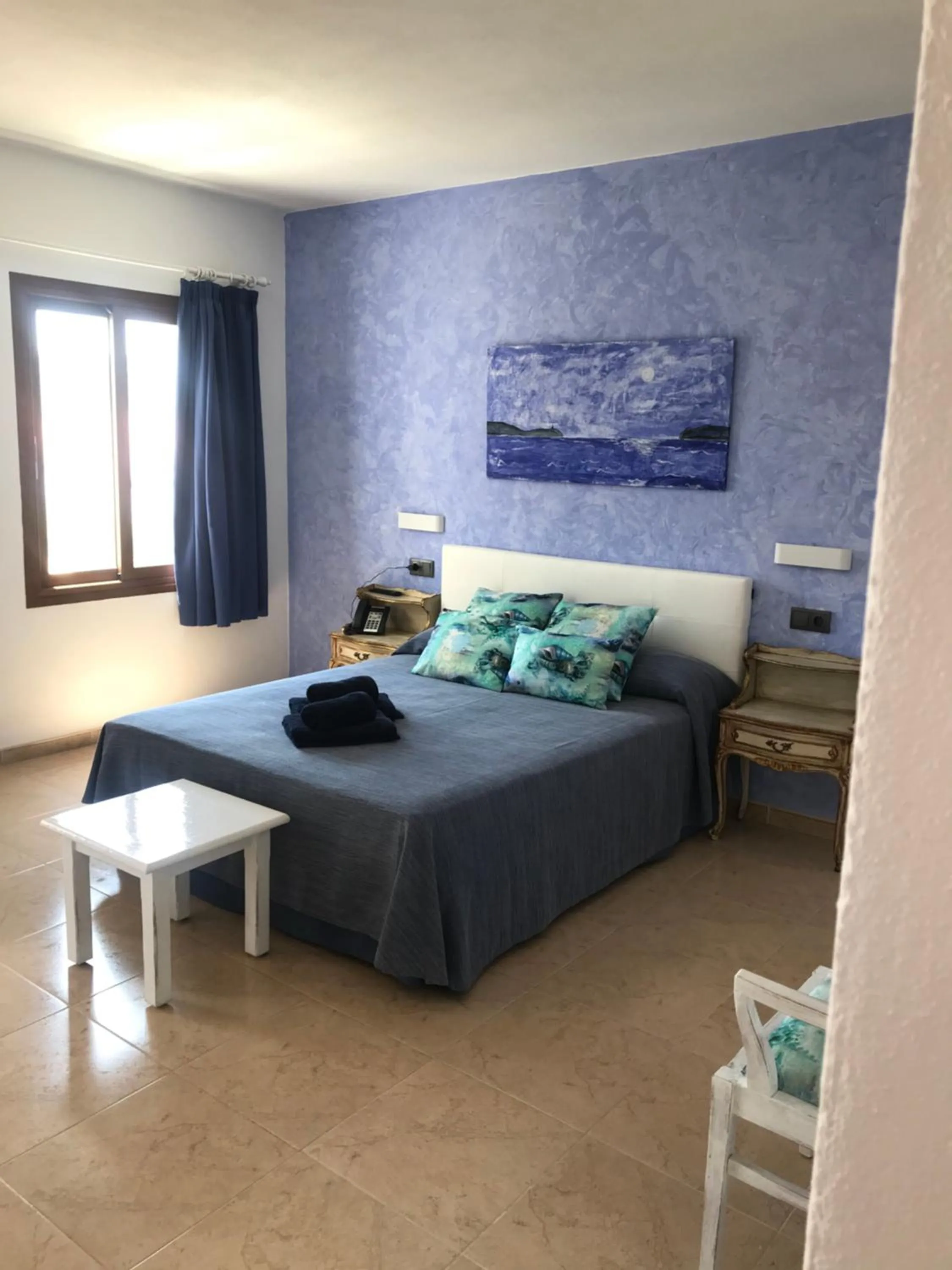 Photo of the whole room, Bed in Apartamentos El Bergantin Menorca Club