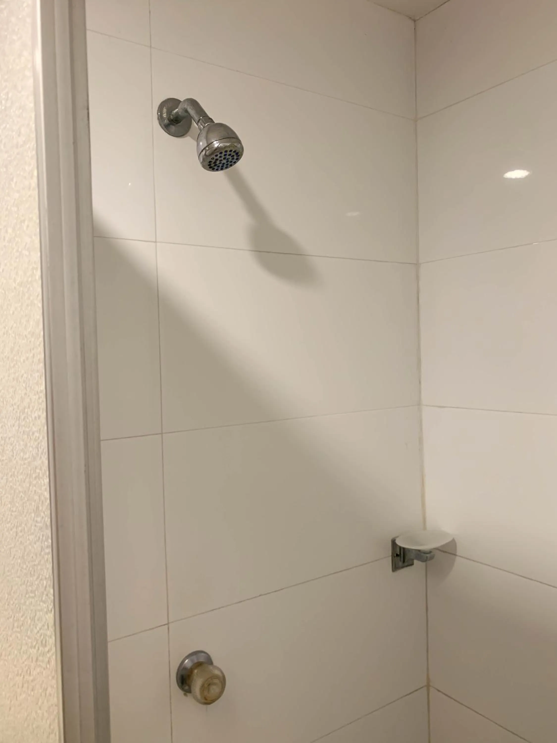 Shower in Hotel Veleros Cartagena