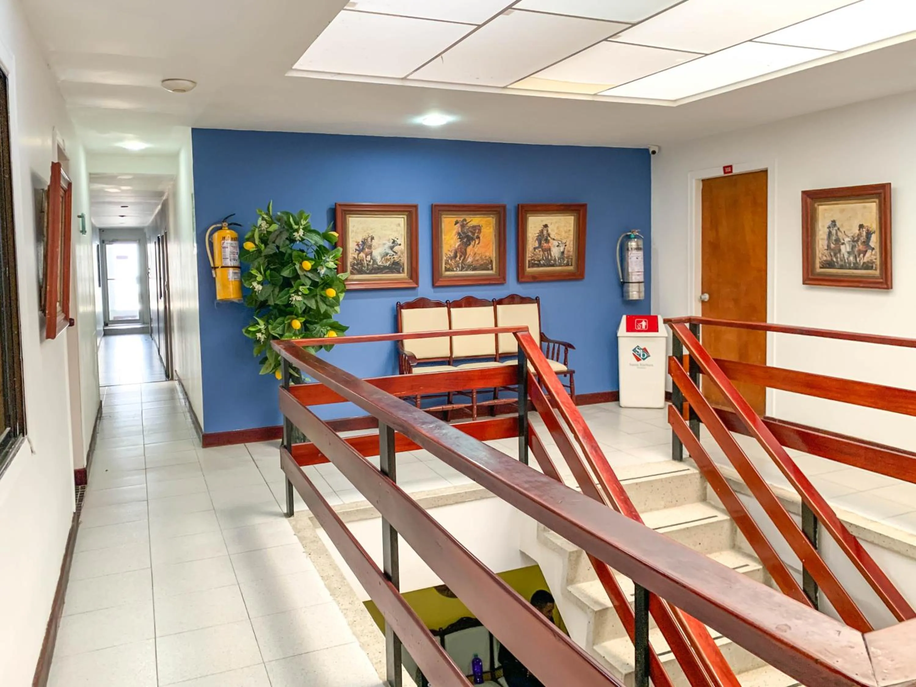 Seating area in Hotel Veleros Cartagena