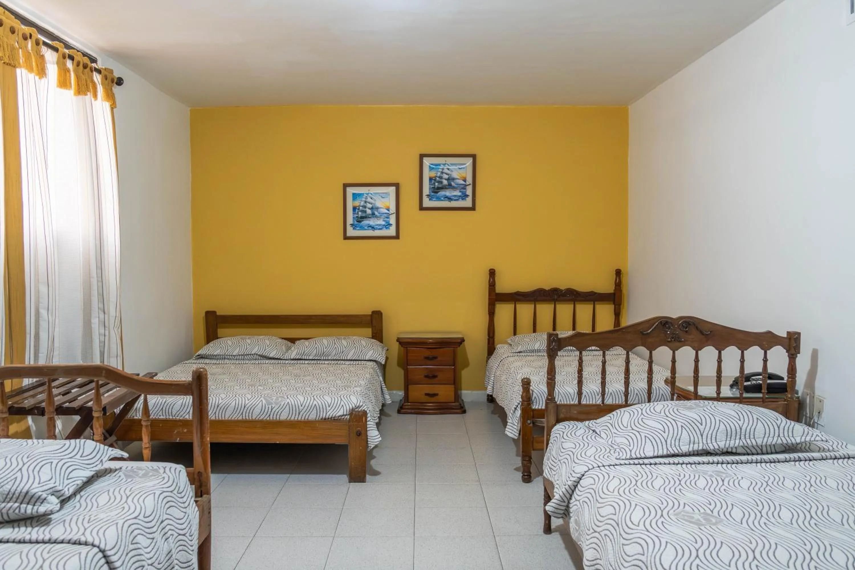 Bedroom, Bed in Hotel Veleros Cartagena