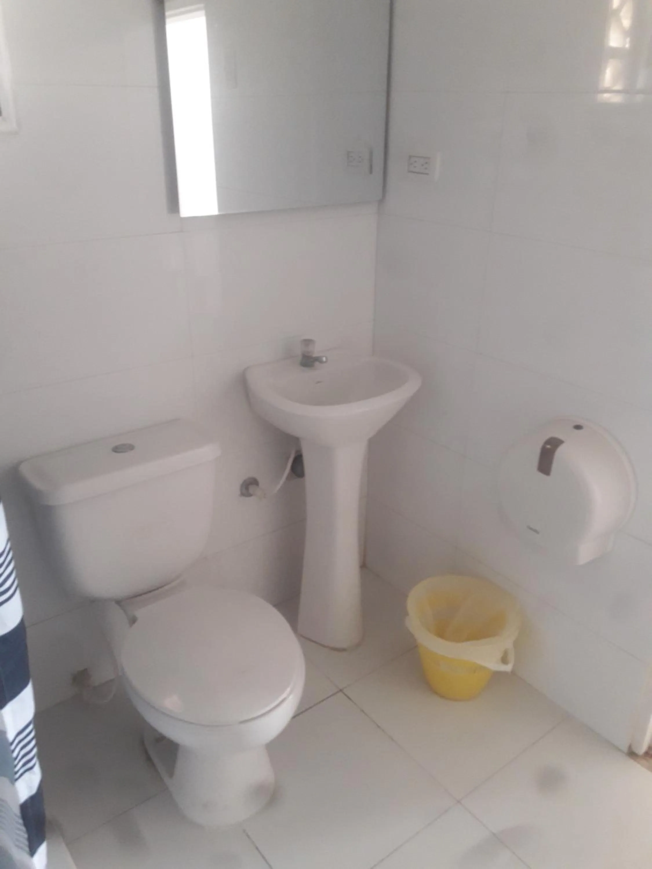 Bathroom in Hotel Montecarlo Beach