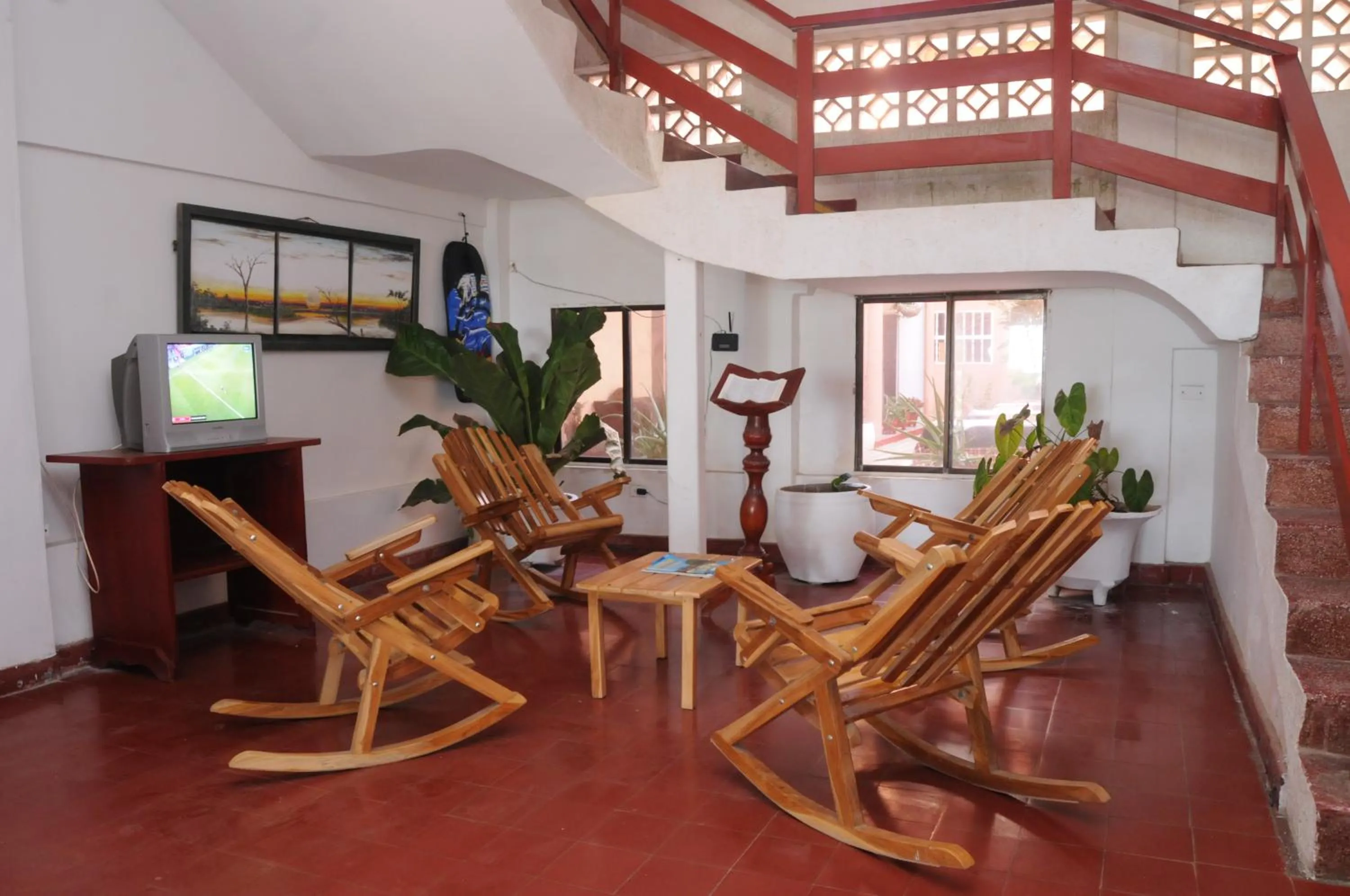 Communal lounge/ TV room in Hotel Montecarlo Beach