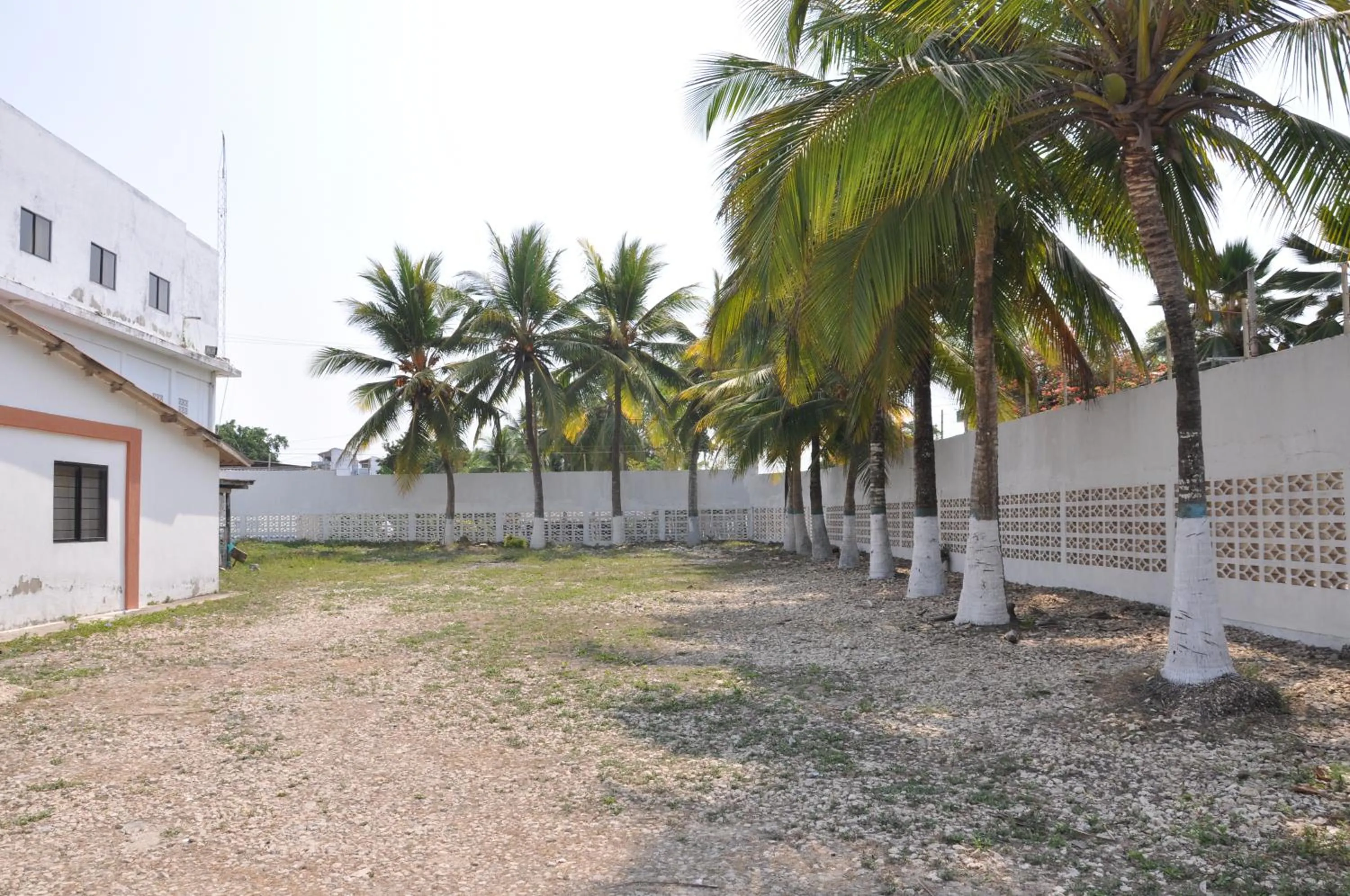 Parking in Hotel Montecarlo Beach