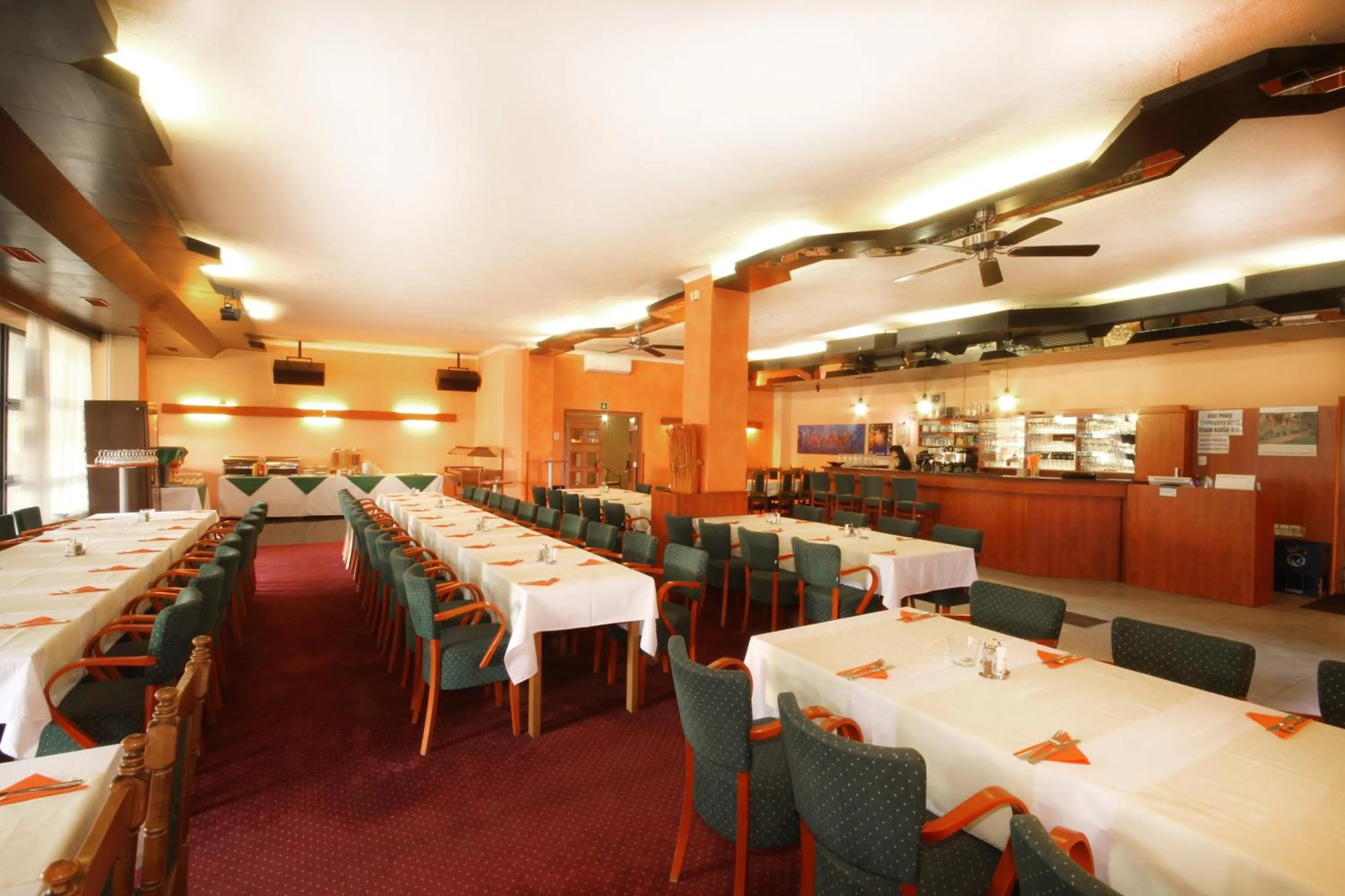 Restaurant/places to eat in Hotel Strážnice