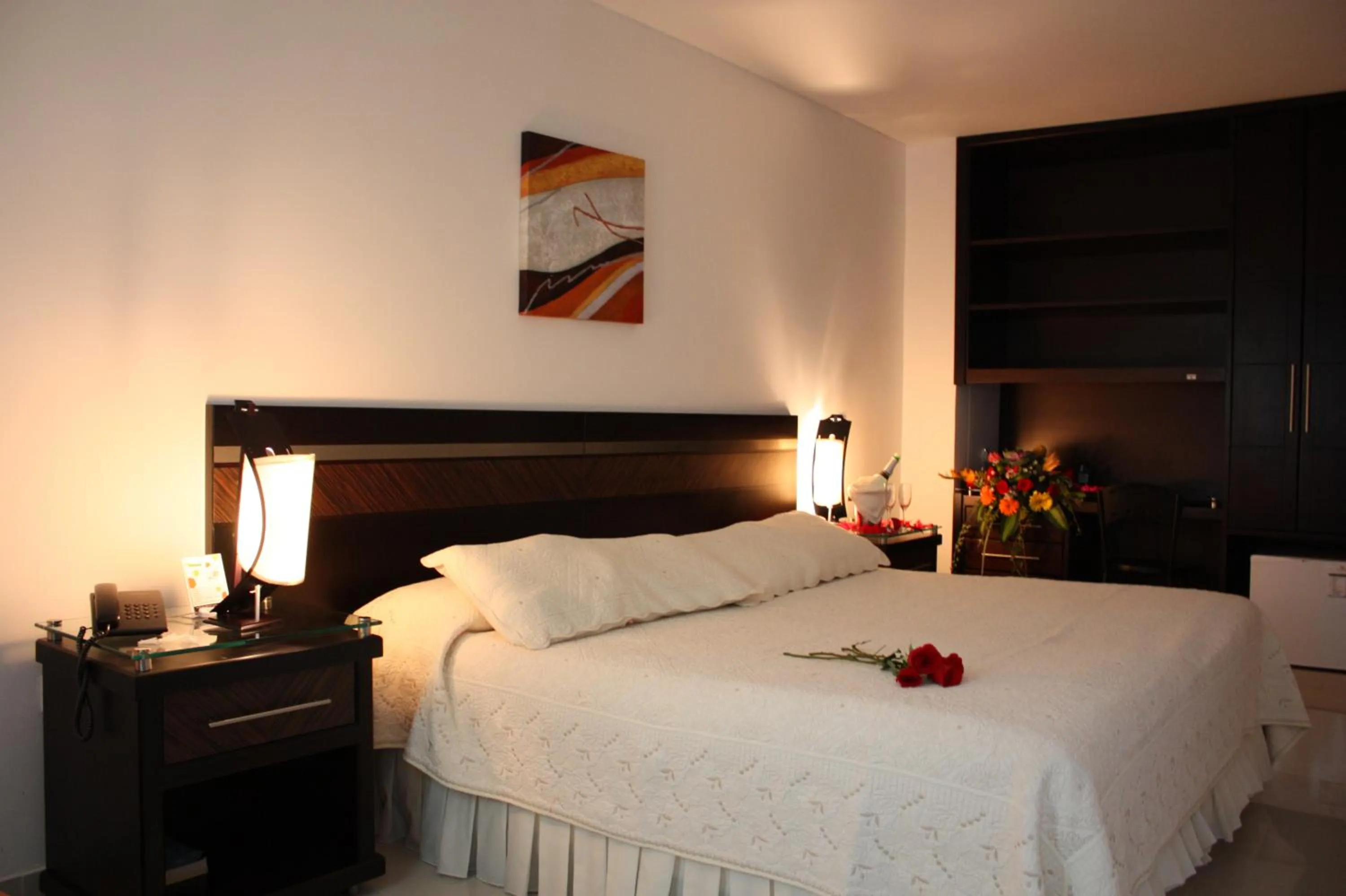 Bed in Hotel San José Plaza