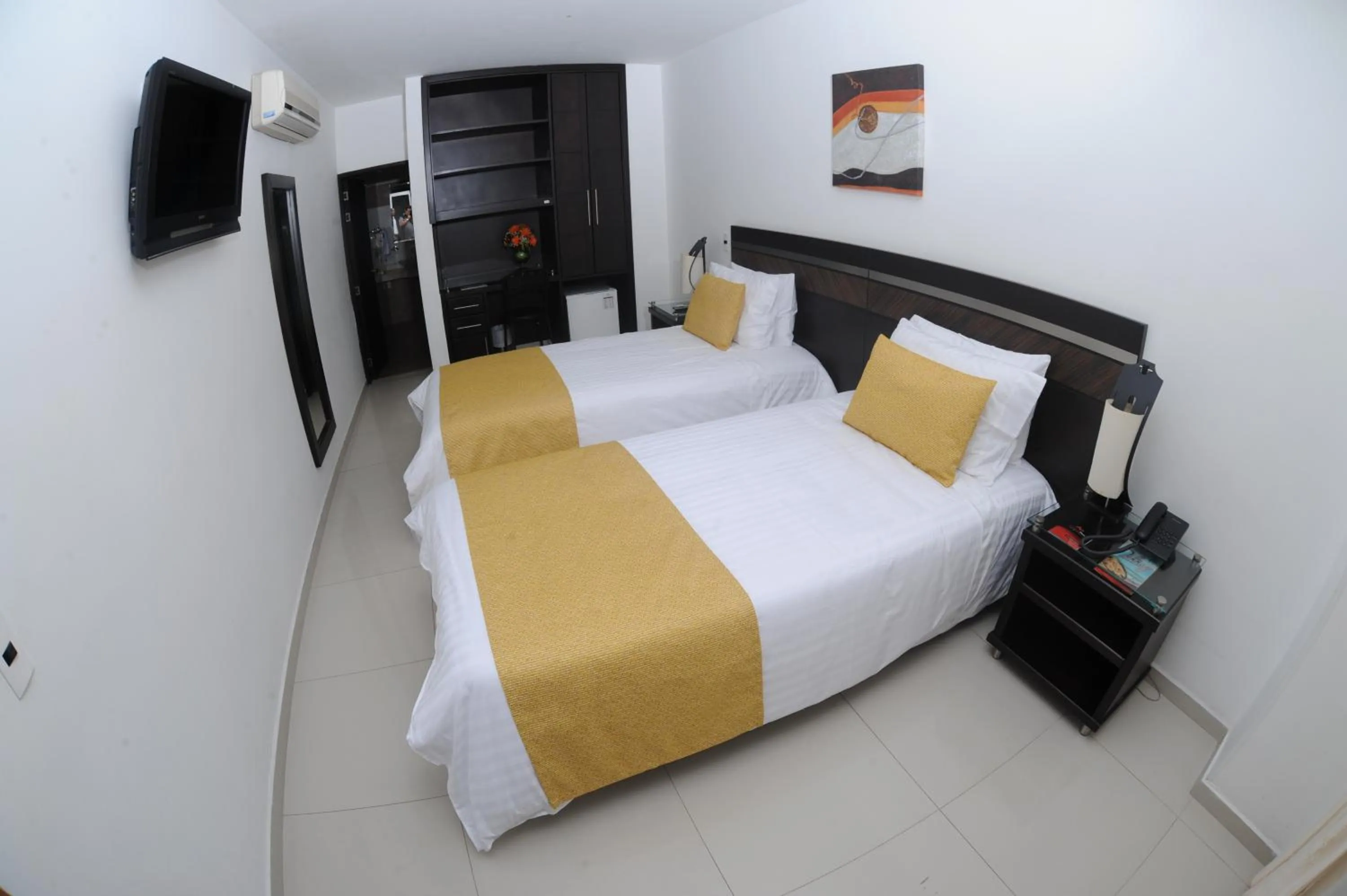 Photo of the whole room, Bed in Hotel San José Plaza